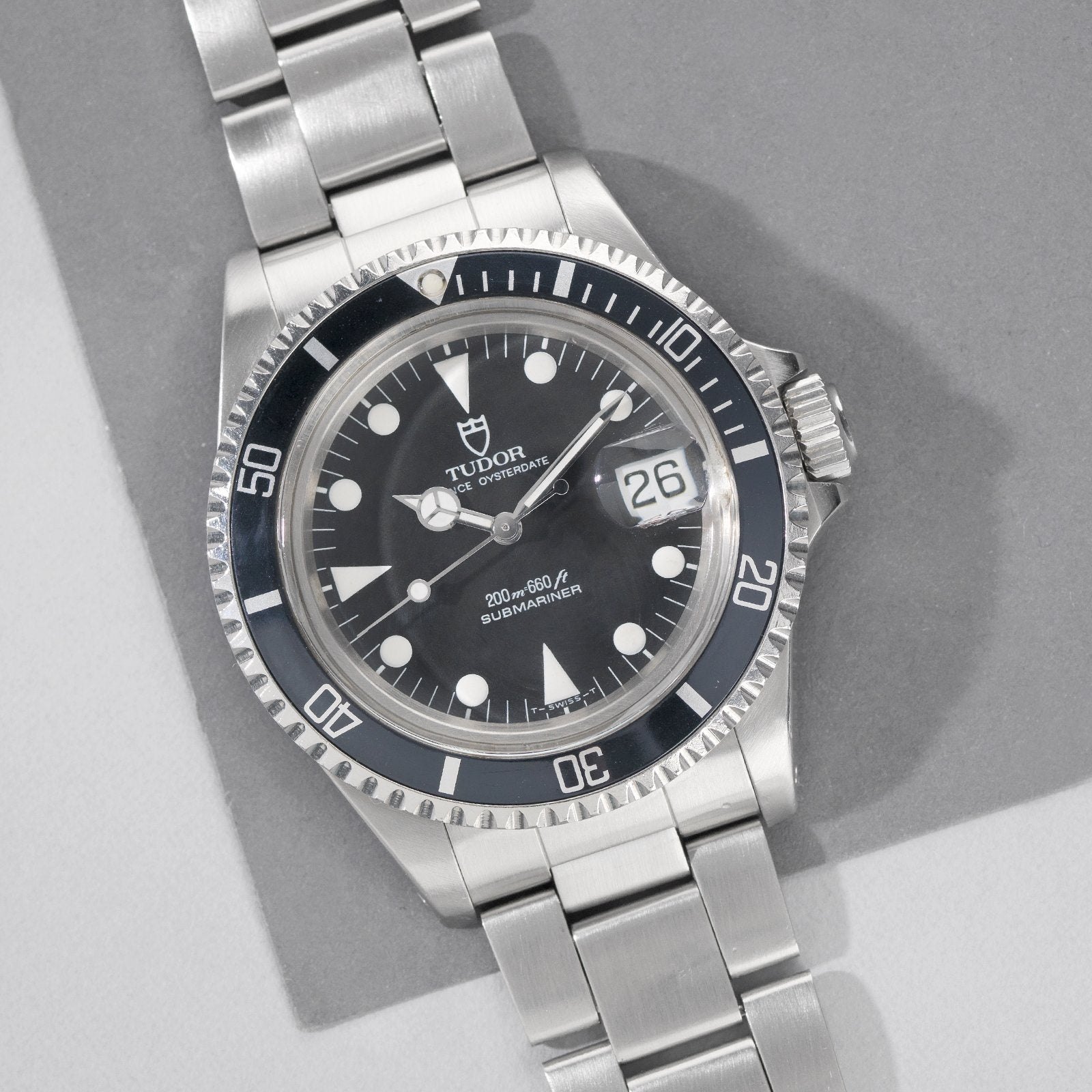 تصویر منبع؛ ساعت مچی Tudor Submariner Date رفرنس 79090 با صفحه مشکی