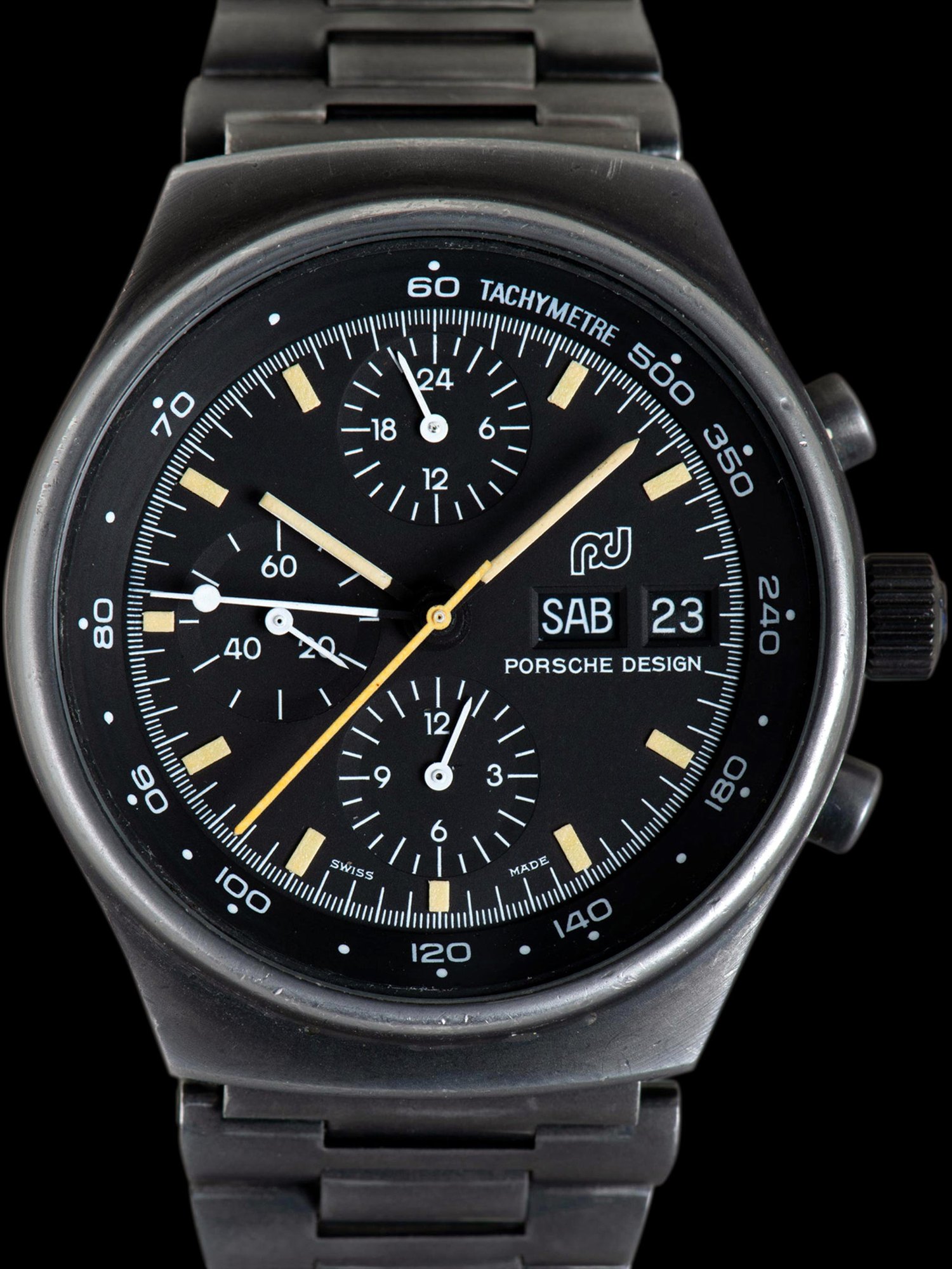 تصویر منبع؛ ساعت مچی کرنوگراف Orfina Porsche Design رفرنس 7176S با پوشش PVD مشکی