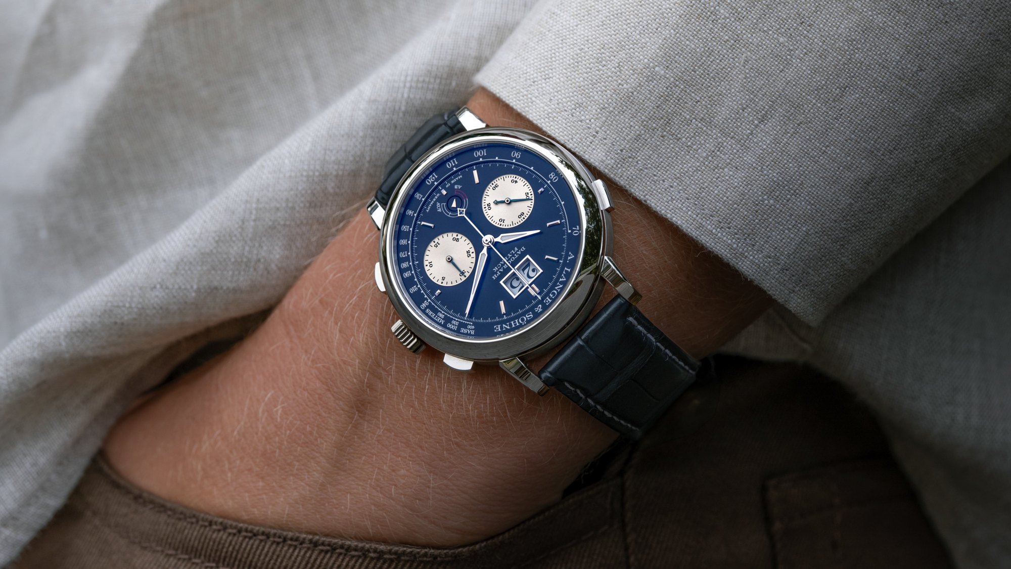 تصویر منبع؛ ساعت مچی A. Lange & Söhne مدل Datograph Up/Down رفرنس 405.035 پلاتین