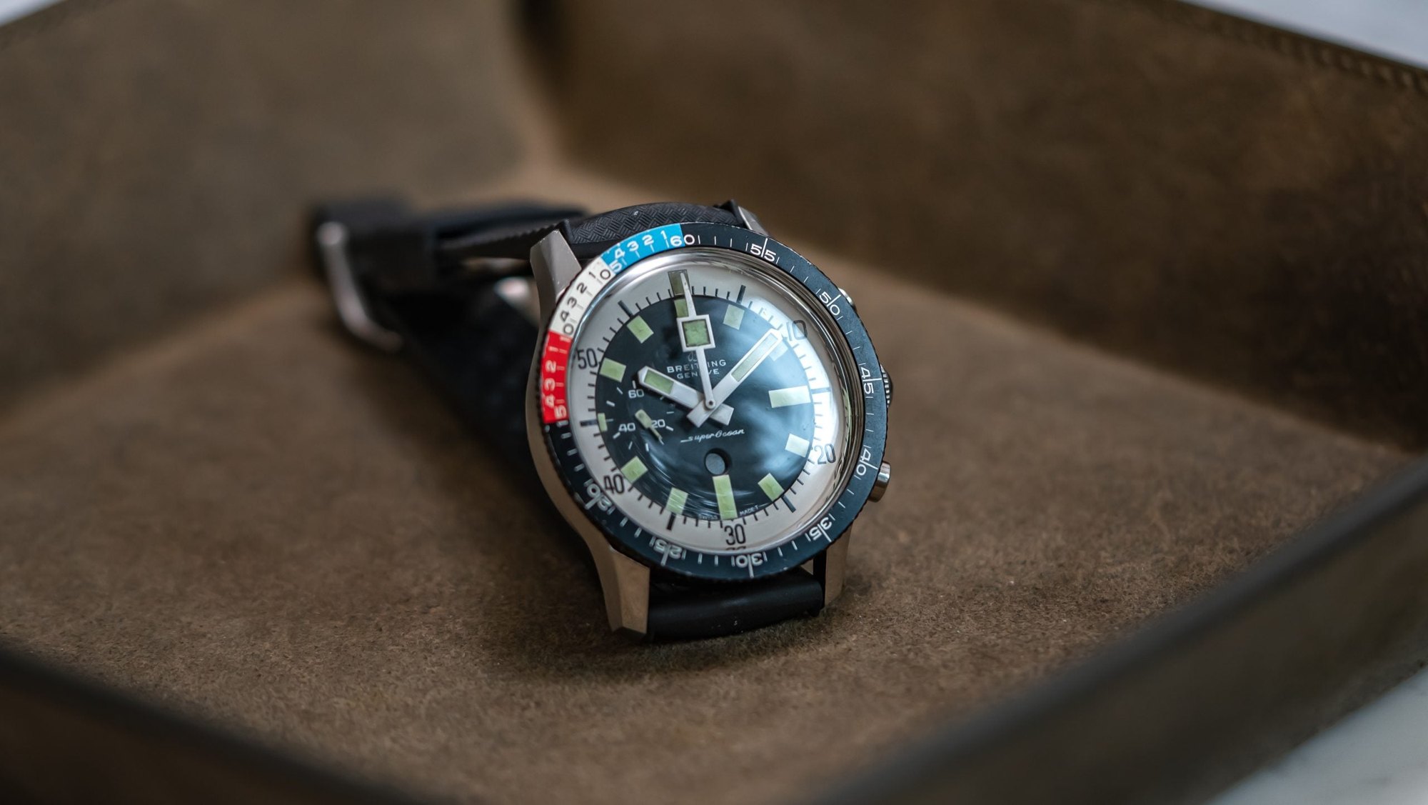 تصویر منبع؛ ساعت مچی غواصی Breitling Superocean Slow Chronograph رفرنس 2005