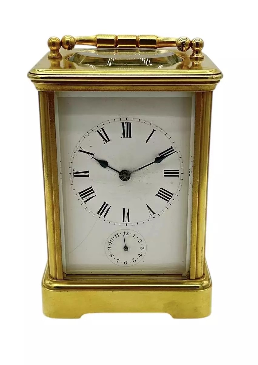 تصویر منبع؛ ساعت مسافرتی (Carriage Clock) آنتیک فرانسوی با زنگ گونگ و کوک ۸ روزه، حدود ۱۸۸۰