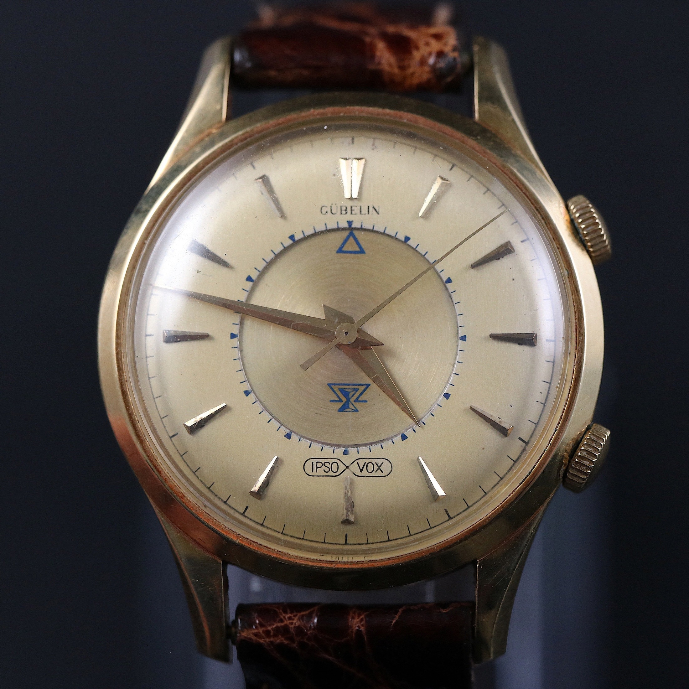 تصویر منبع؛ ساعت مچی Jaeger Lecoultre Memovox Ipso Vox – Gubelin