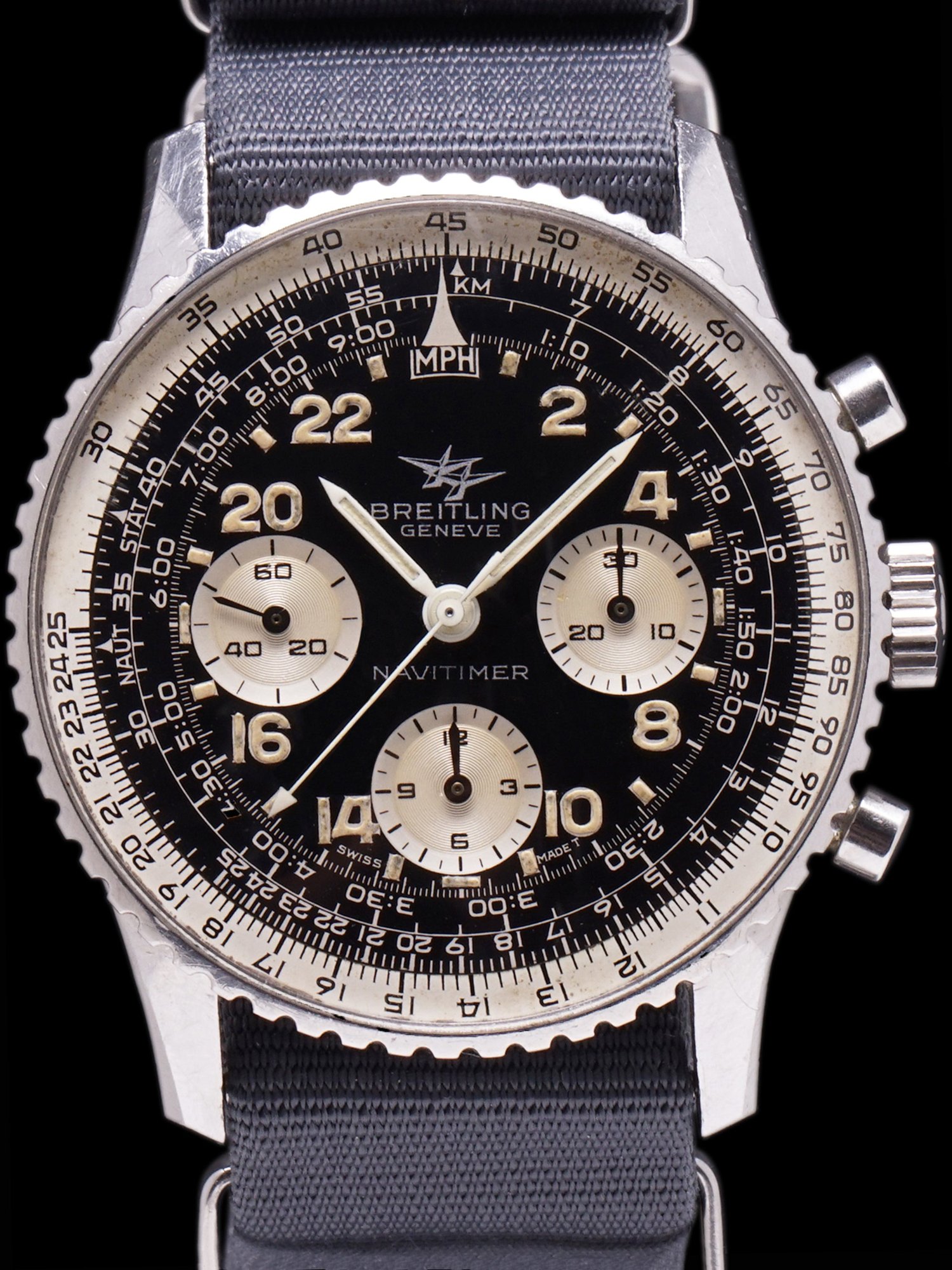 تصویر منبع؛ ساعت مچی خلبانی کرنوگراف Breitling Cosmonaute Navitimer مدل Ref. 809 سال ۱۹۶۶
