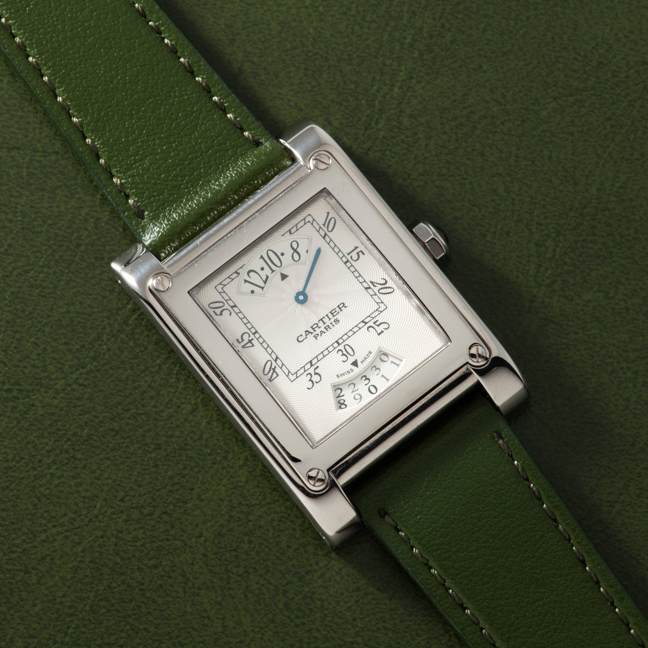 تصویر منبع؛ ساعت Cartier CPCP Tank À Vis 'Wandering Hours' Ref. 2554