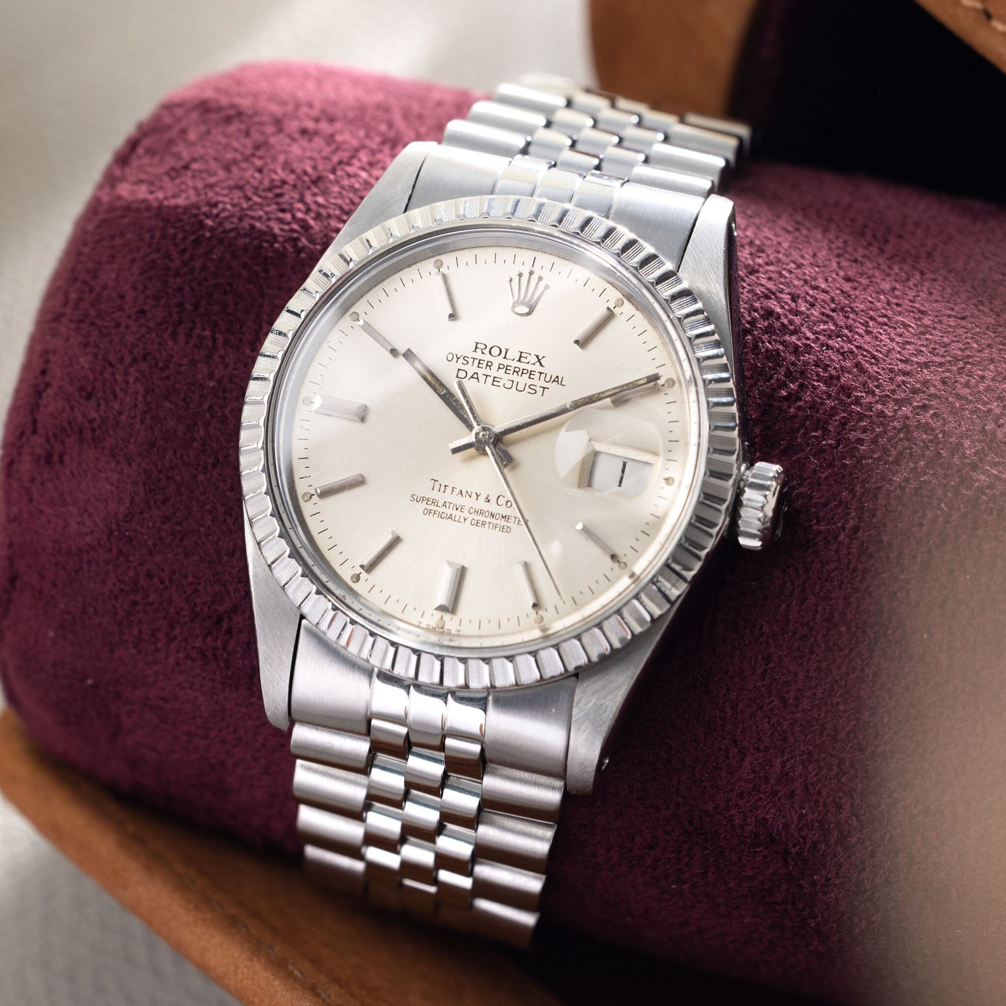 تصویر منبع؛ ساعت مچی Rolex Datejust صفحه تودوزیشده Tiffany & Co رفرنس 16030 / 16220