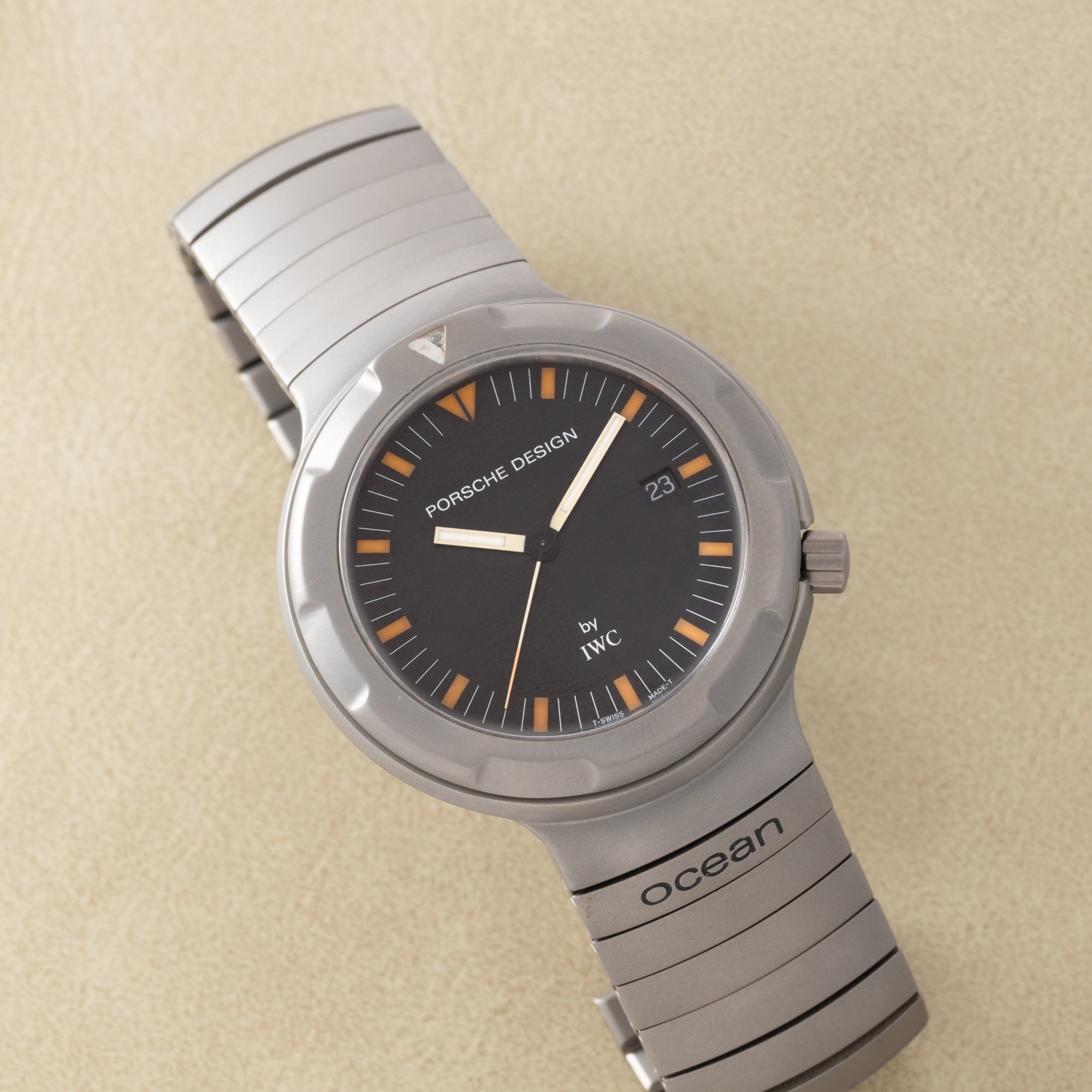 تصویر منبع؛ ساعت مچی غواصی IWC مدل Porsche Design Ocean 2000