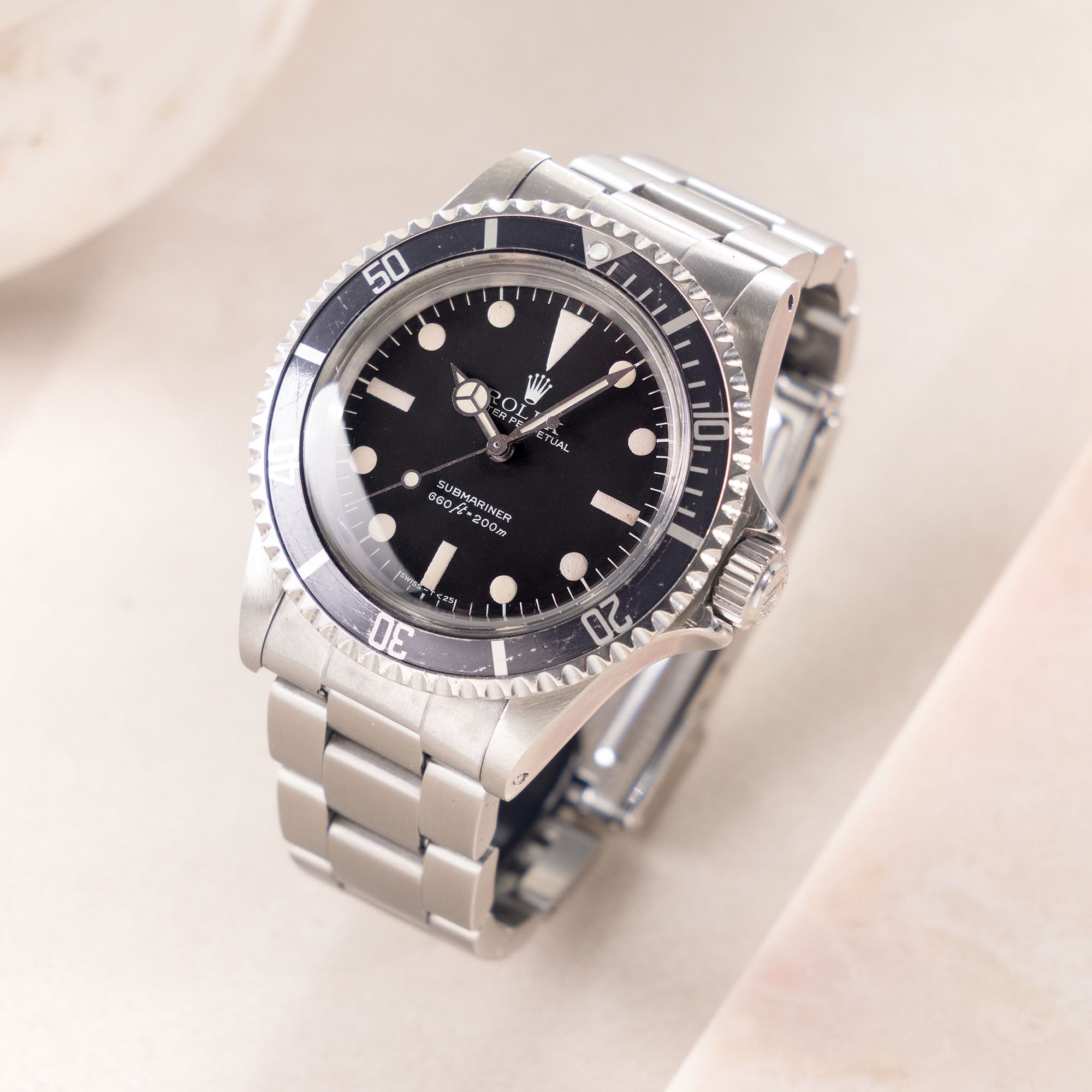 تصویر منبع؛ ساعت مچی Rolex Submariner “No Date” رفرنس 5513 با صفحه Maxi Mk3 Lollipop