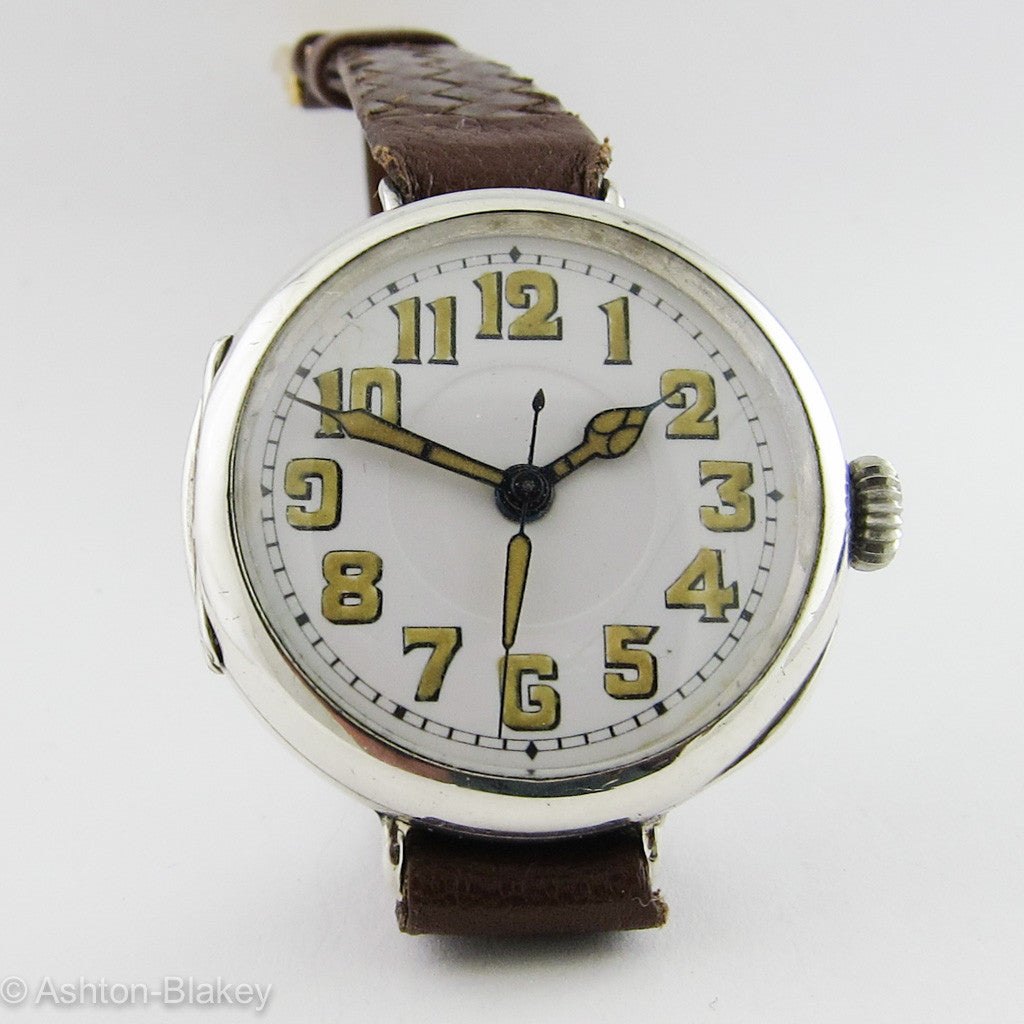 تصویر منبع؛ ساعت مچی آنتیک نقره استرلینگ Rolex موسوم به Doctor's Watch حدود ۱۹۱۸