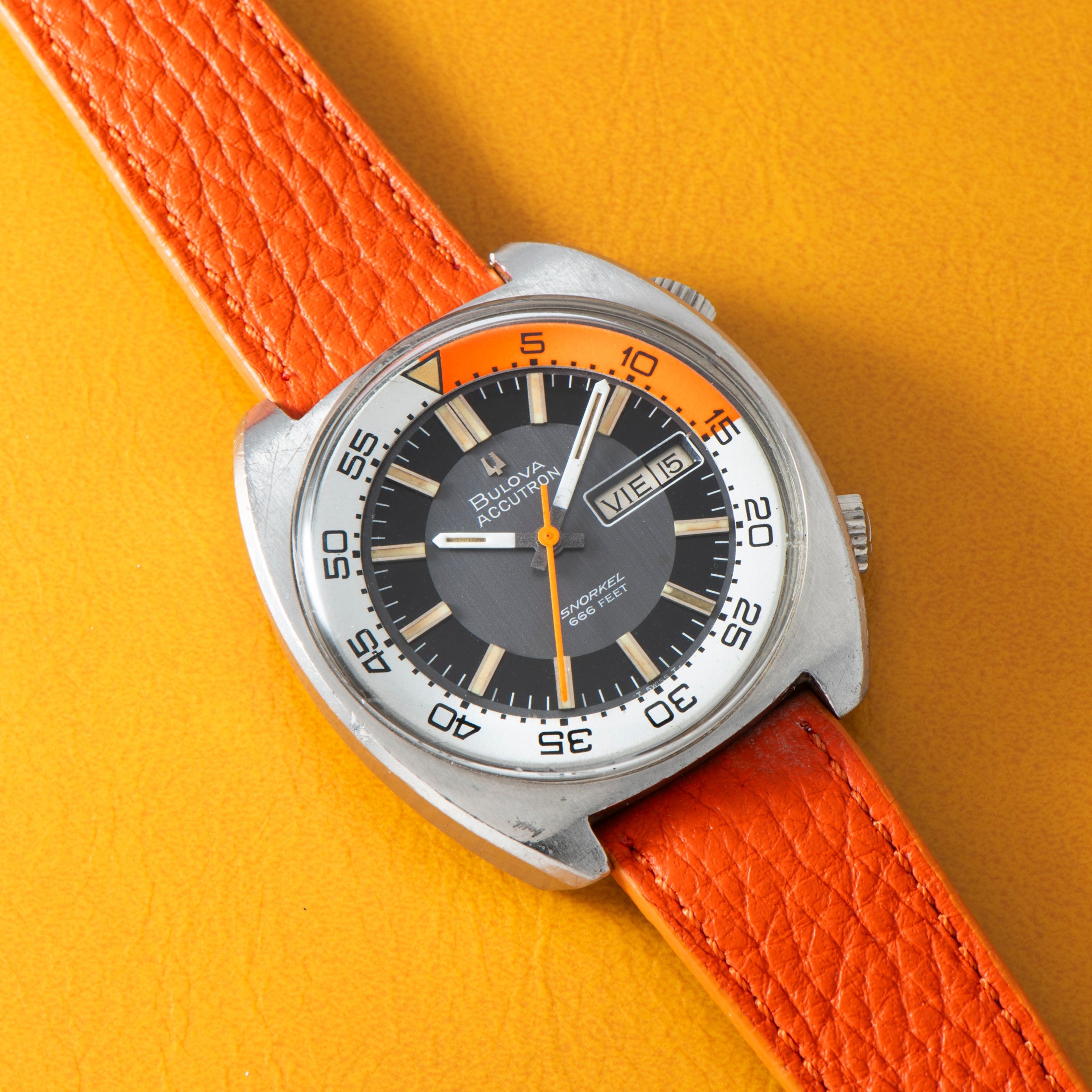 تصویر منبع؛ ساعت غواصی Bulova Accutron Snorkel Compressor Diver