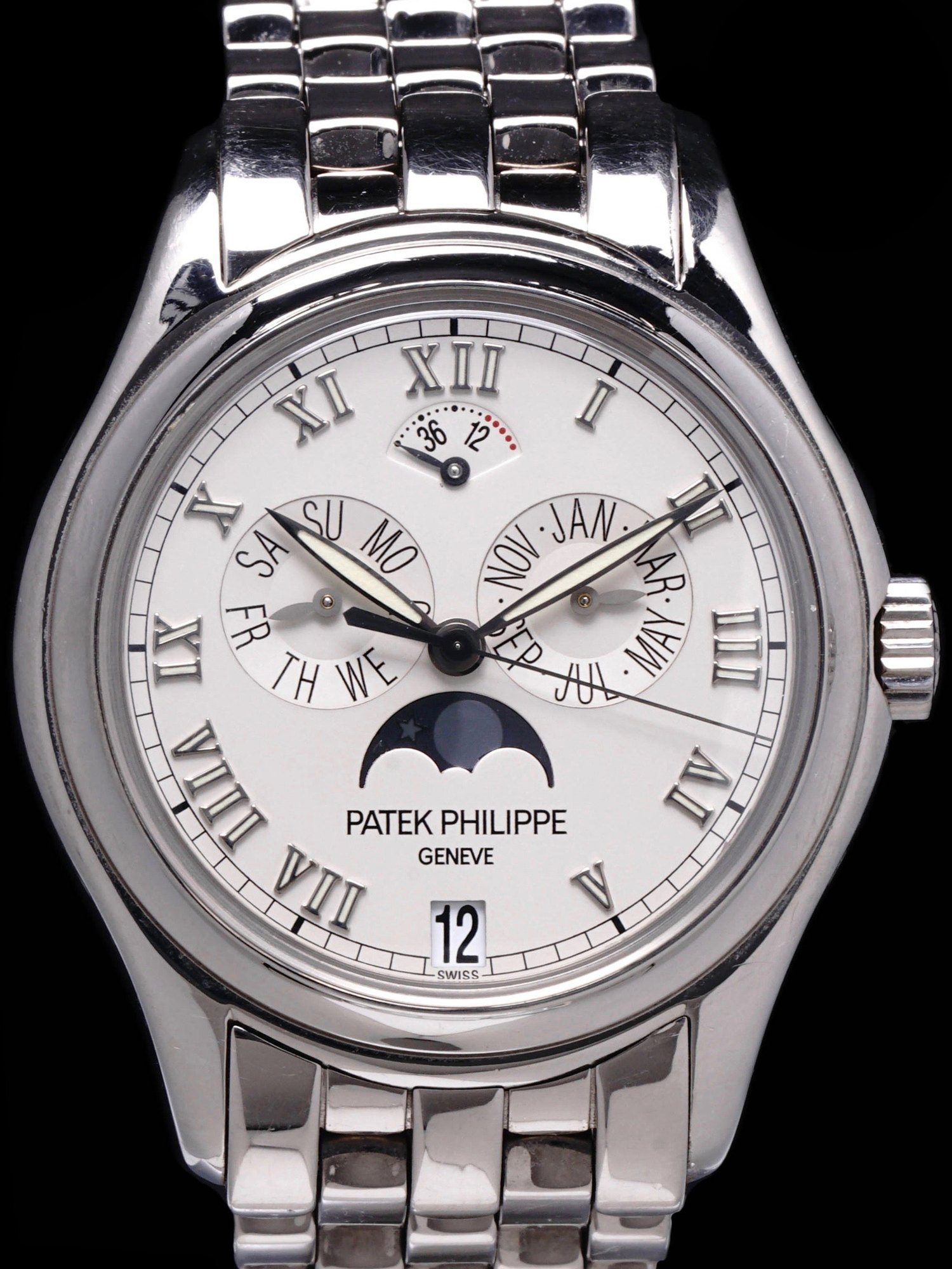 تصویر منبع؛ ساعت مچی Patek Philippe Annual Calendar رفرنس 5036/1G سال ۲۰۰۲