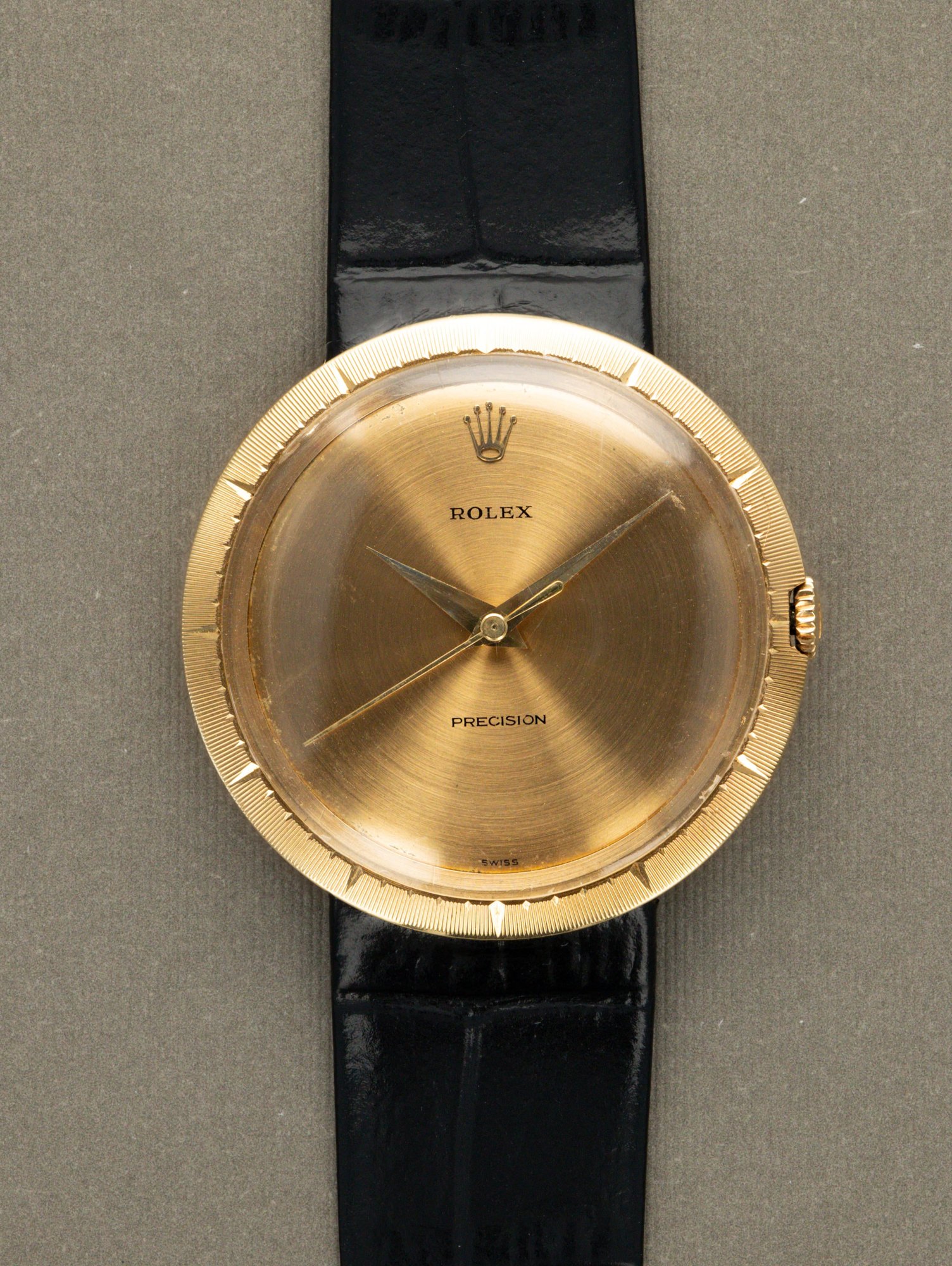 تصویر منبع؛ ساعت مچی Rolex Precision مدل Metropolitain رفرنس 9919/8 طرح Disco Volante