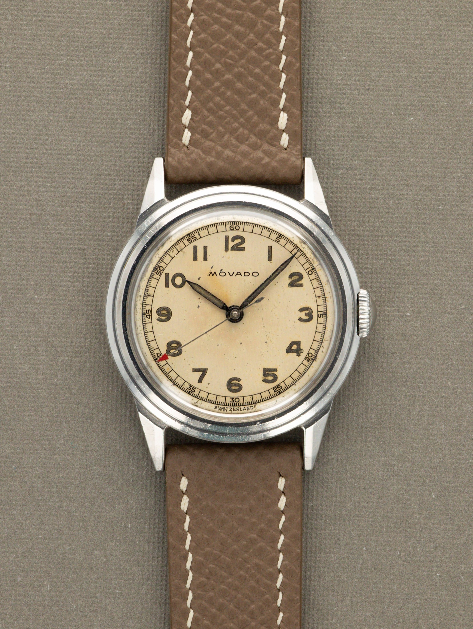 تصویر منبع؛ Movado 'Calatrava' Ref. 18610 - Silver 'Sector' Dial Unpolished