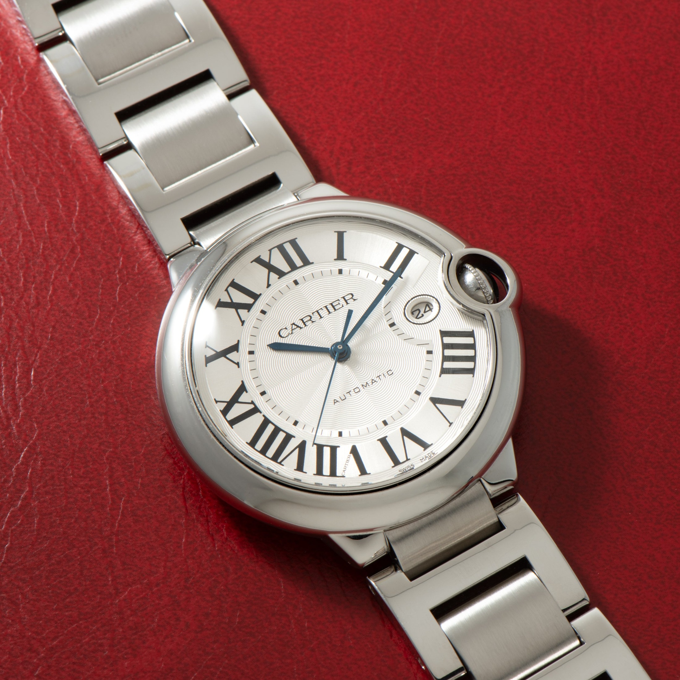 تصویر منبع؛ Cartier Ballon Bleu Reference W69012Z4