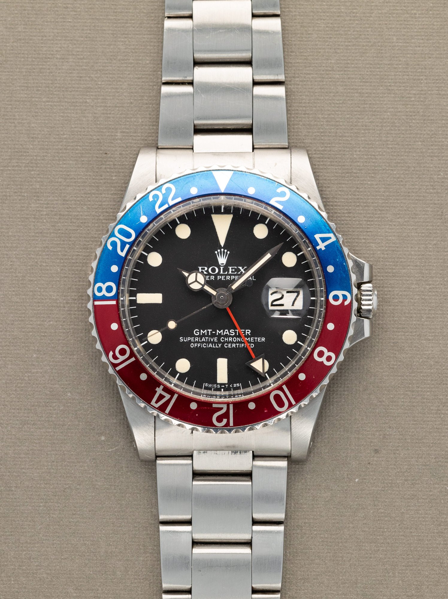 تصویر منبع؛ ساعت مچی رولکس Rolex GMT-Master رفرنس 1675 با صفحه MK4