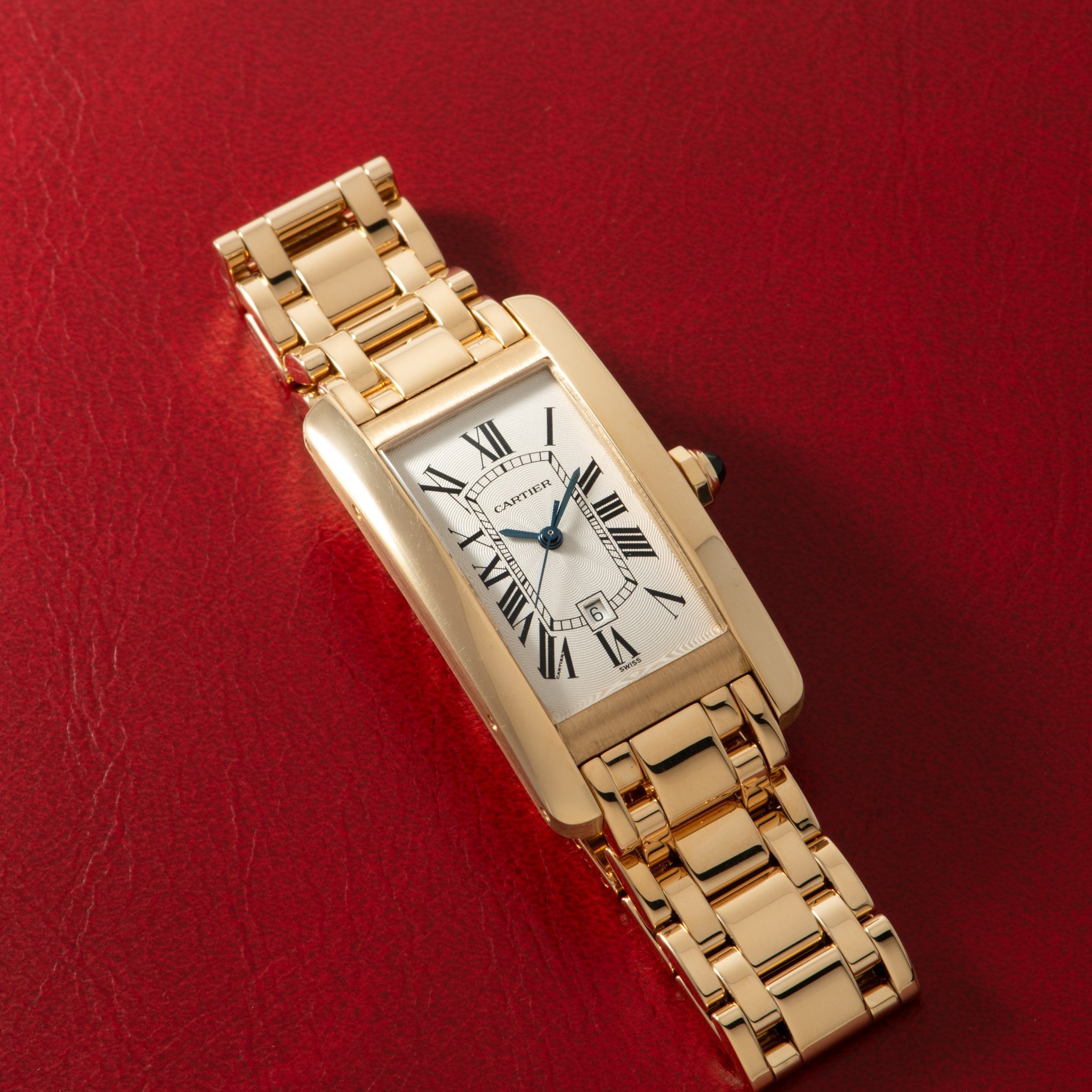 تصویر منبع؛ ساعت Cartier Tank Américaine