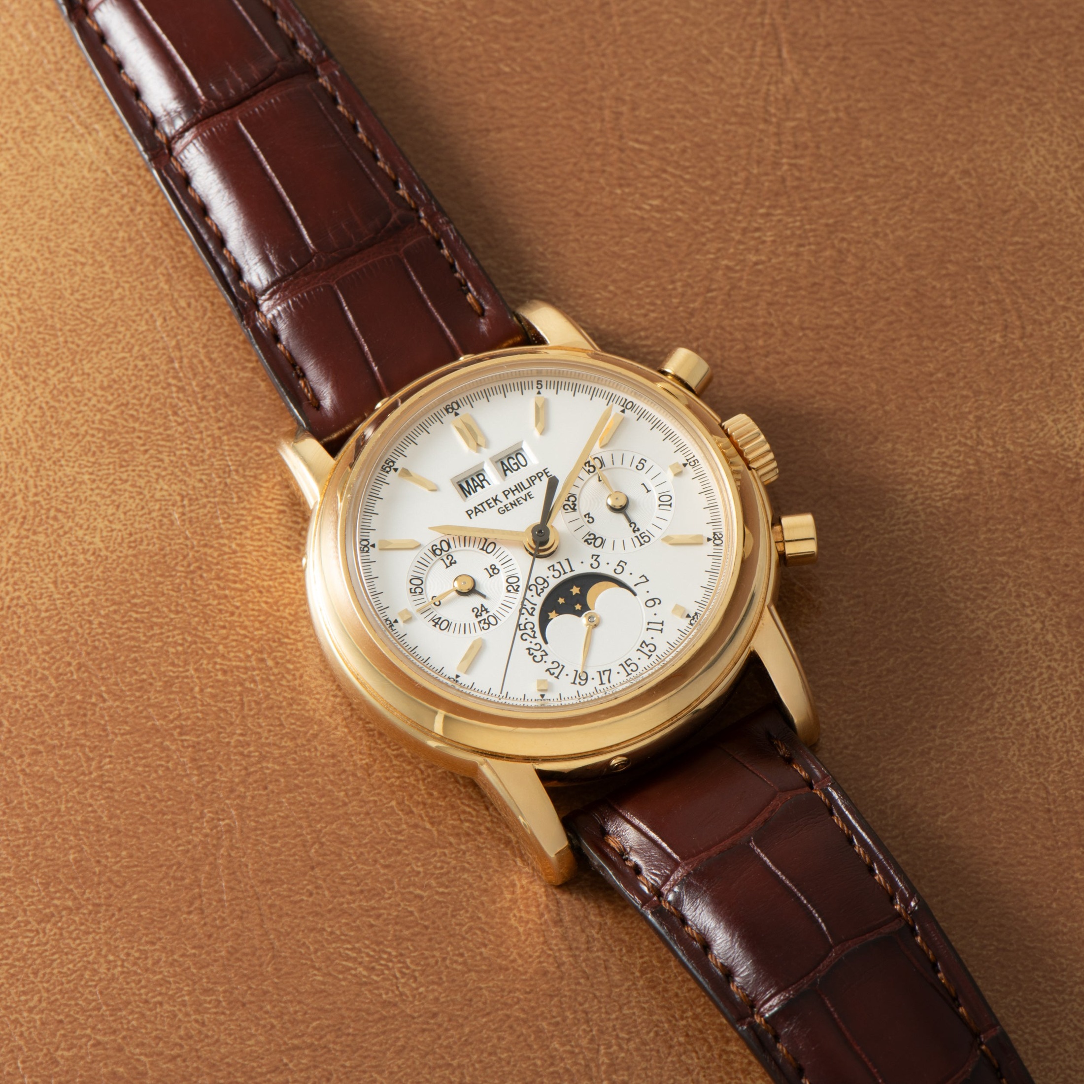 تصویر منبع؛ ساعت Patek Philippe Perpetual Calendar Chronograph Ref. 3970EJ-018