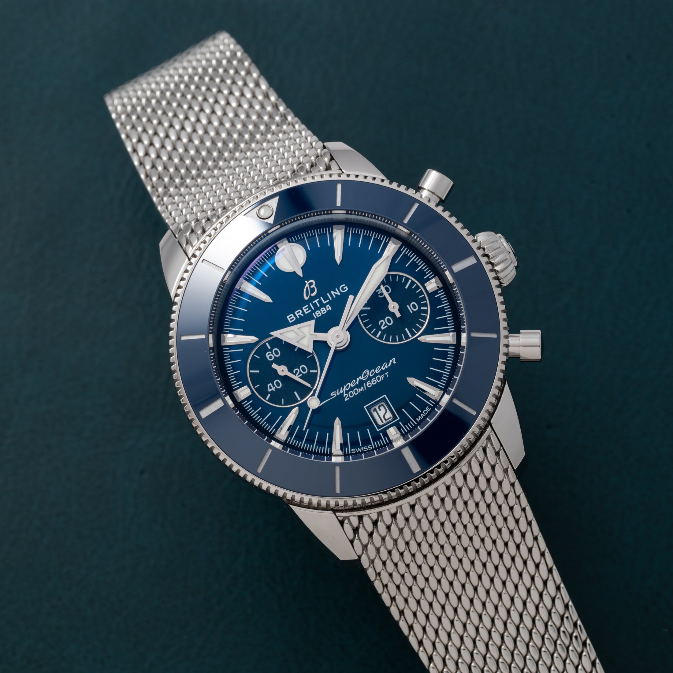 تصویر منبع؛ Breitling SuperOcean Heritage B01 Chronograph