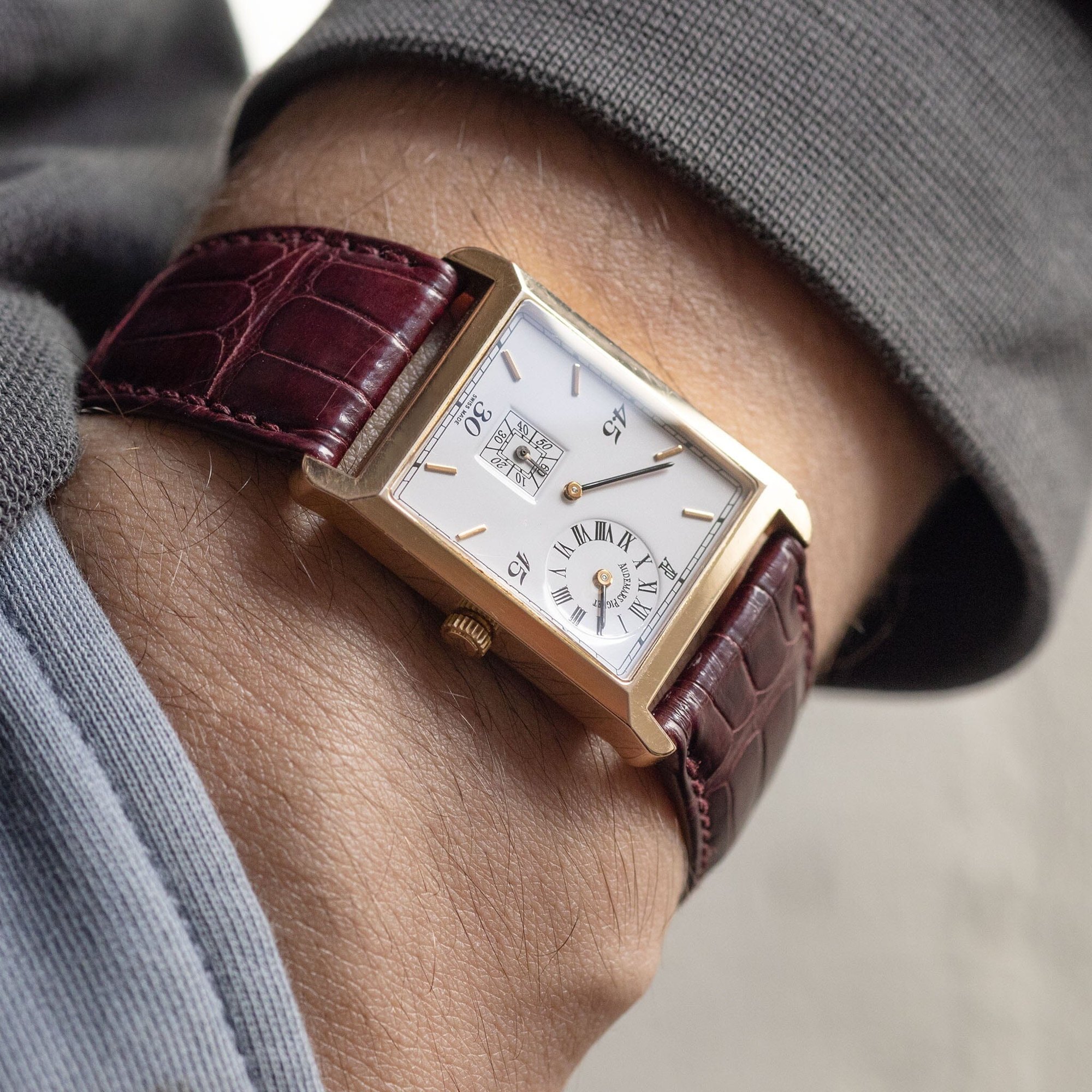 تصویر منبع؛ ساعت مچی Audemars Piguet Museum Collection Regulator Pink Gold رفرنس 25849