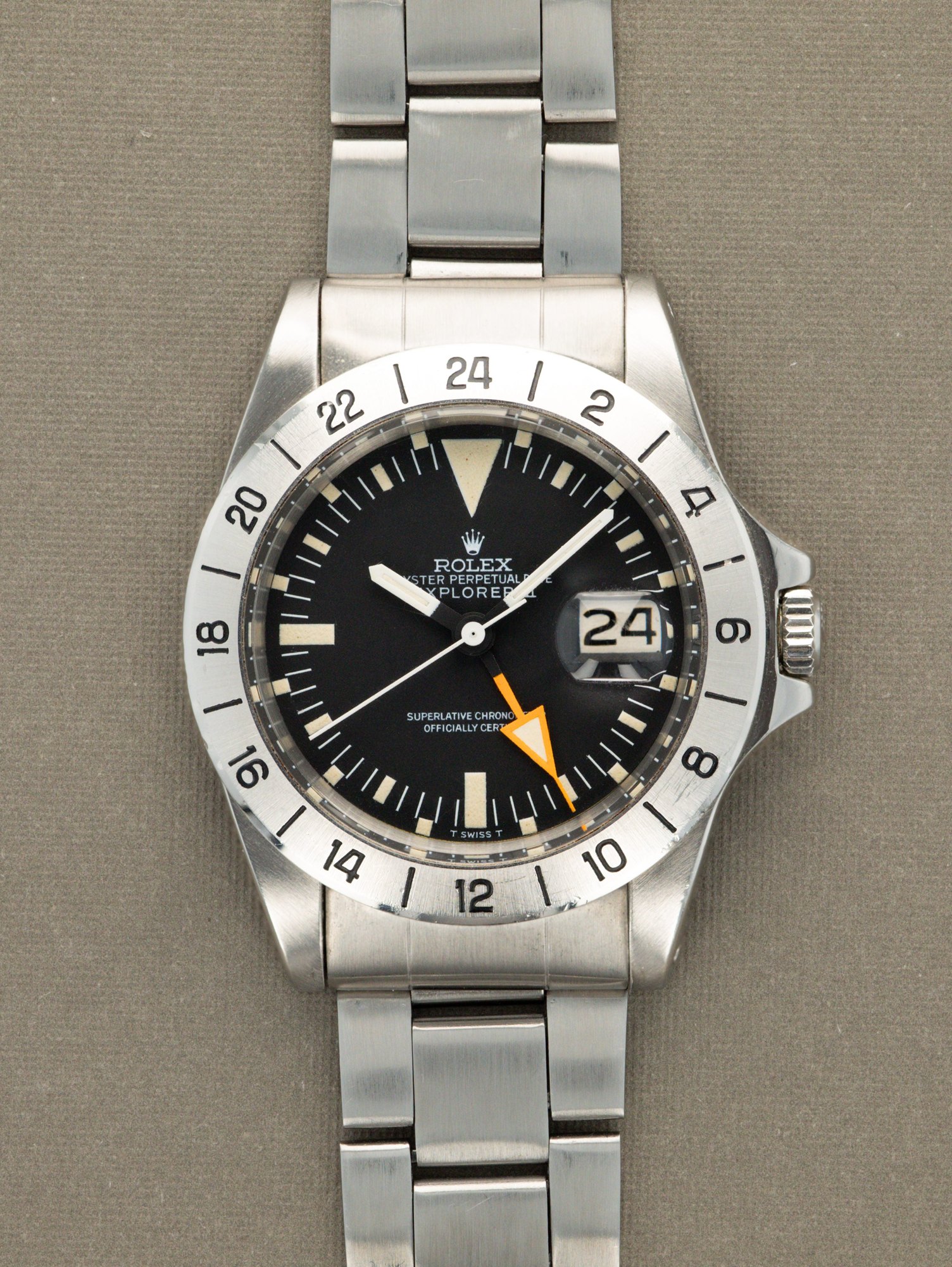 تصویر منبع؛ ساعت مچی Rolex Explorer II رفرنس 1655 موسوم به Straight Hand