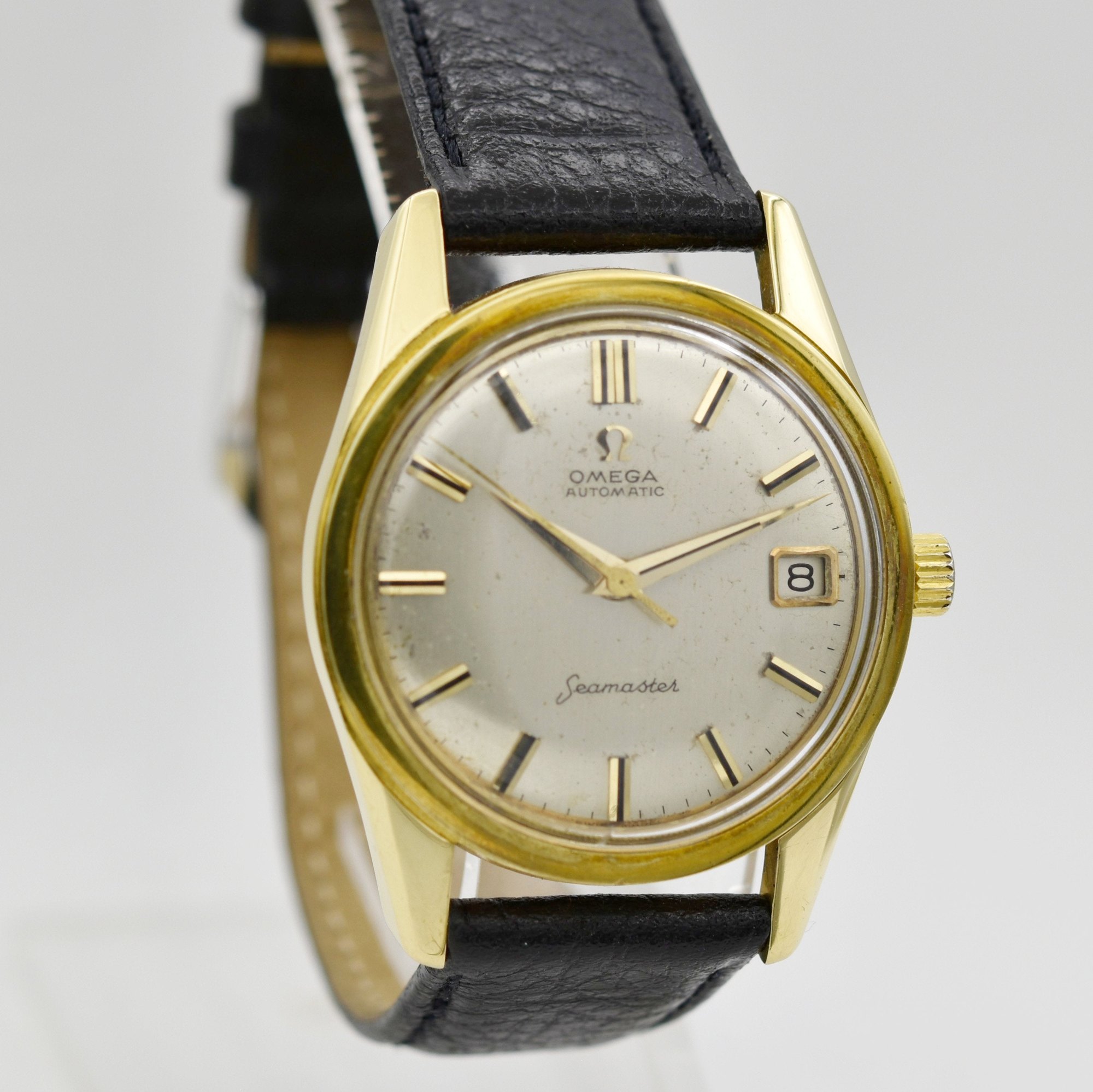 تصویر منبع؛ ساعت مچی مردانه OMEGA Seamaster Automatic از طلای ۱۸ عیار