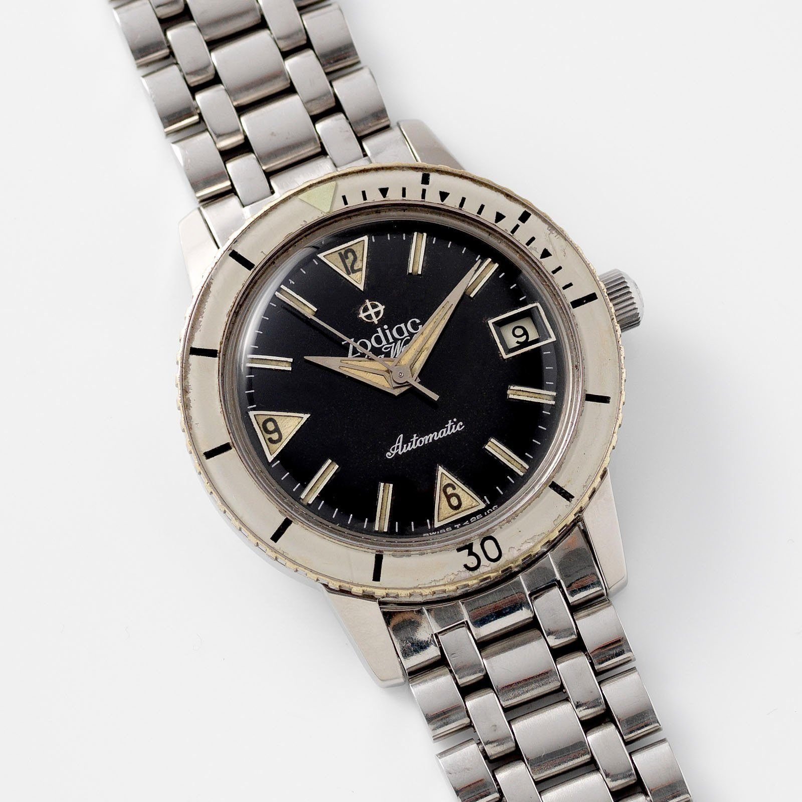 تصویر منبع؛ ساعت مچی غواصی وینتیج Zodiac Sea Wolf با صفحه گیلت