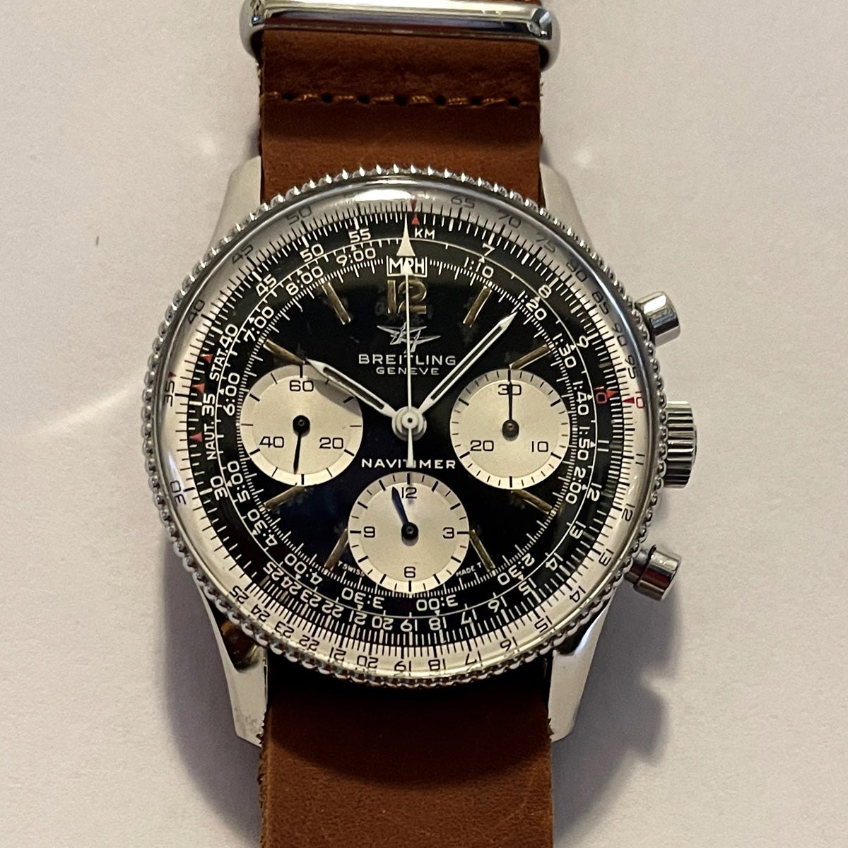 تصویر منبع؛ ساعت مچی کرنوگراف Breitling Navitimer رفرنس 806