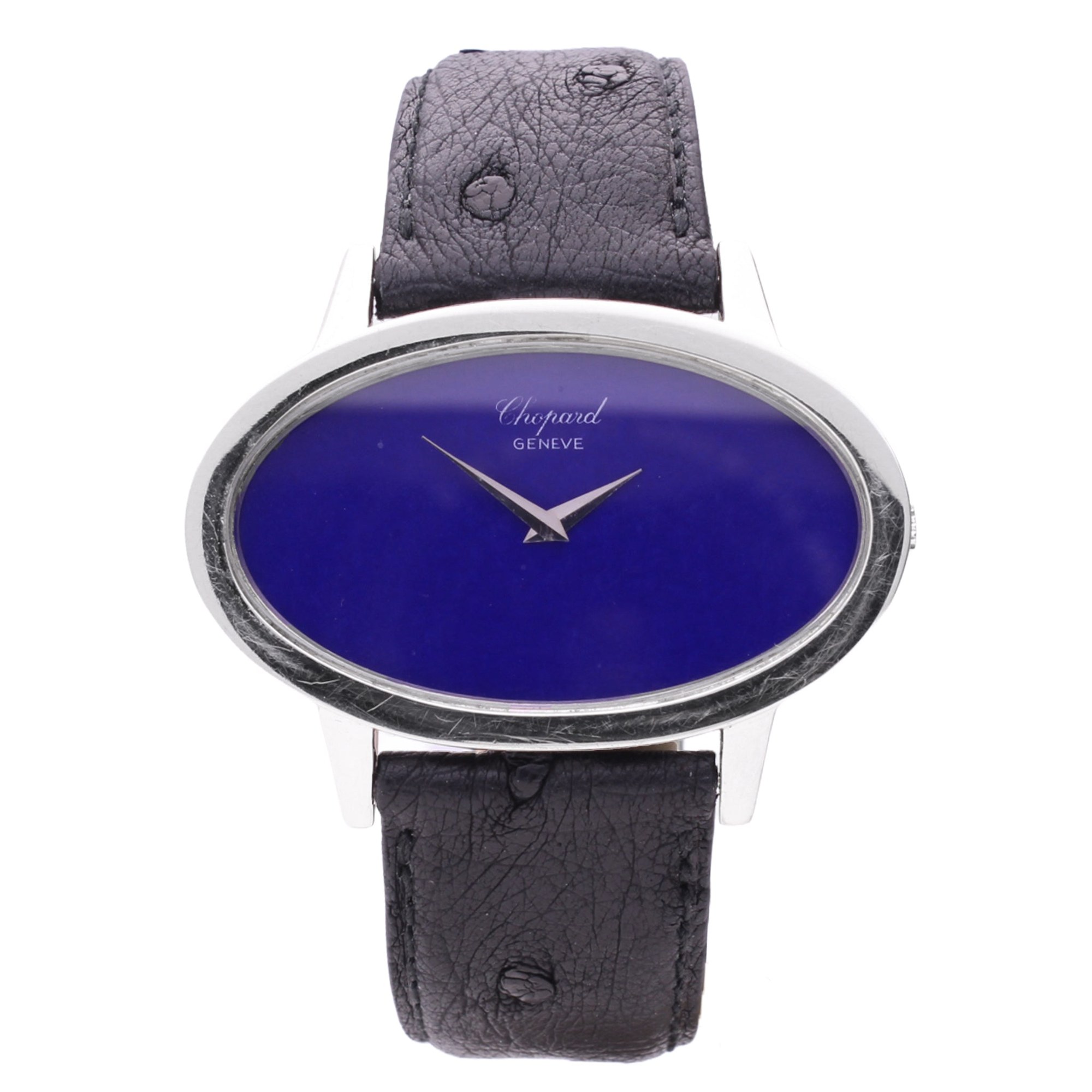 تصویر منبع؛ ساعت مچی طلای سفید ۱۸ عیار Chopard Eclipse با صفحه آبی، ۱۹۷۰