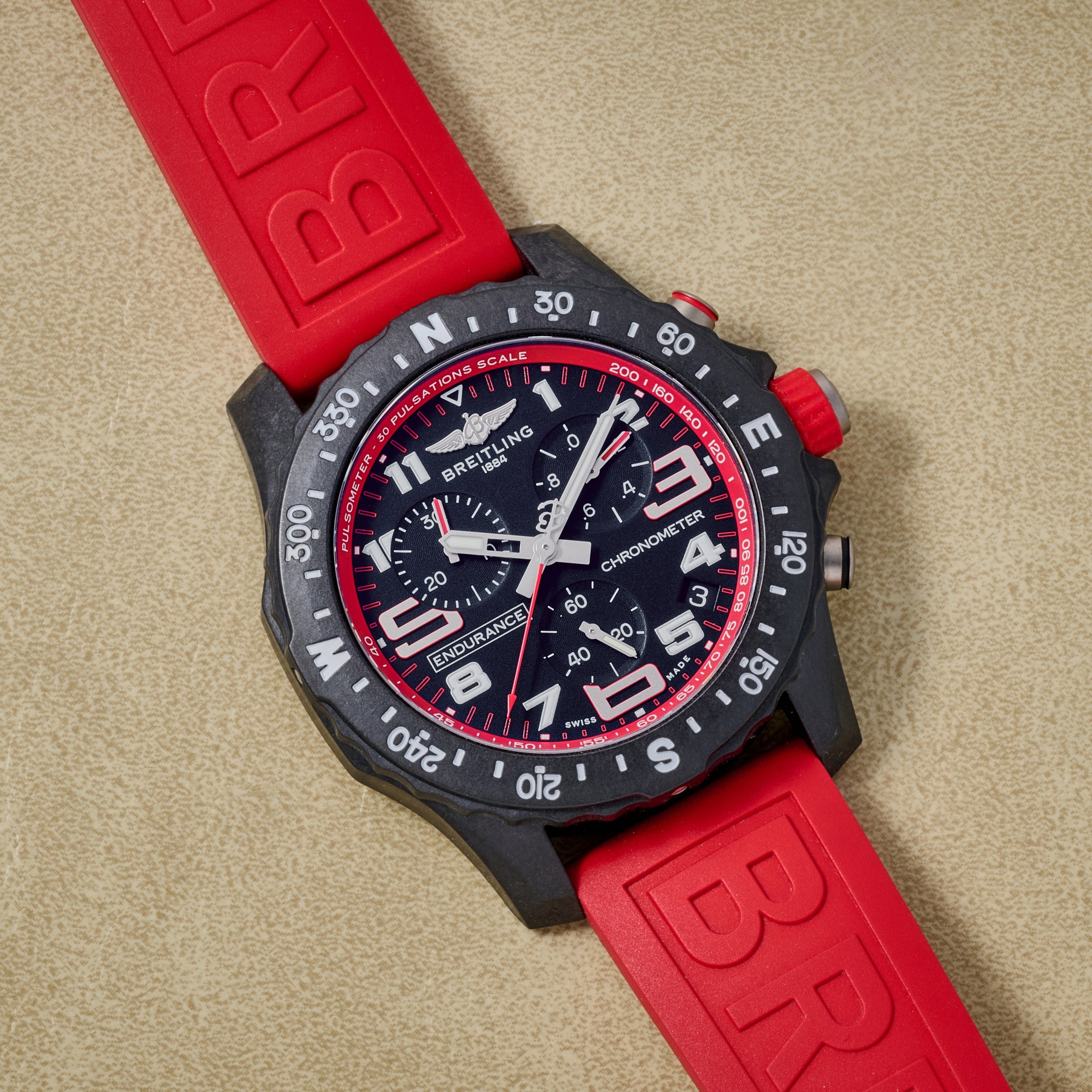 تصویر منبع؛ Breitling Endurance Pro Reference X82310D91B1S1