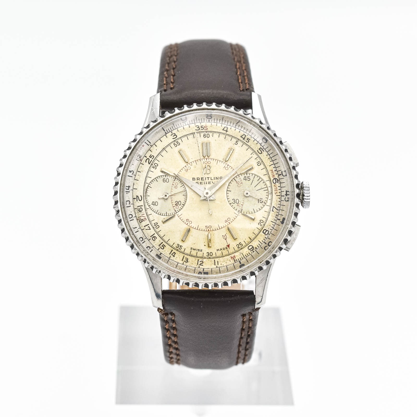 ساعت مچی کرونوگراف Breitling دهه ۱۹۴۰ با زه خطکش محاسبه