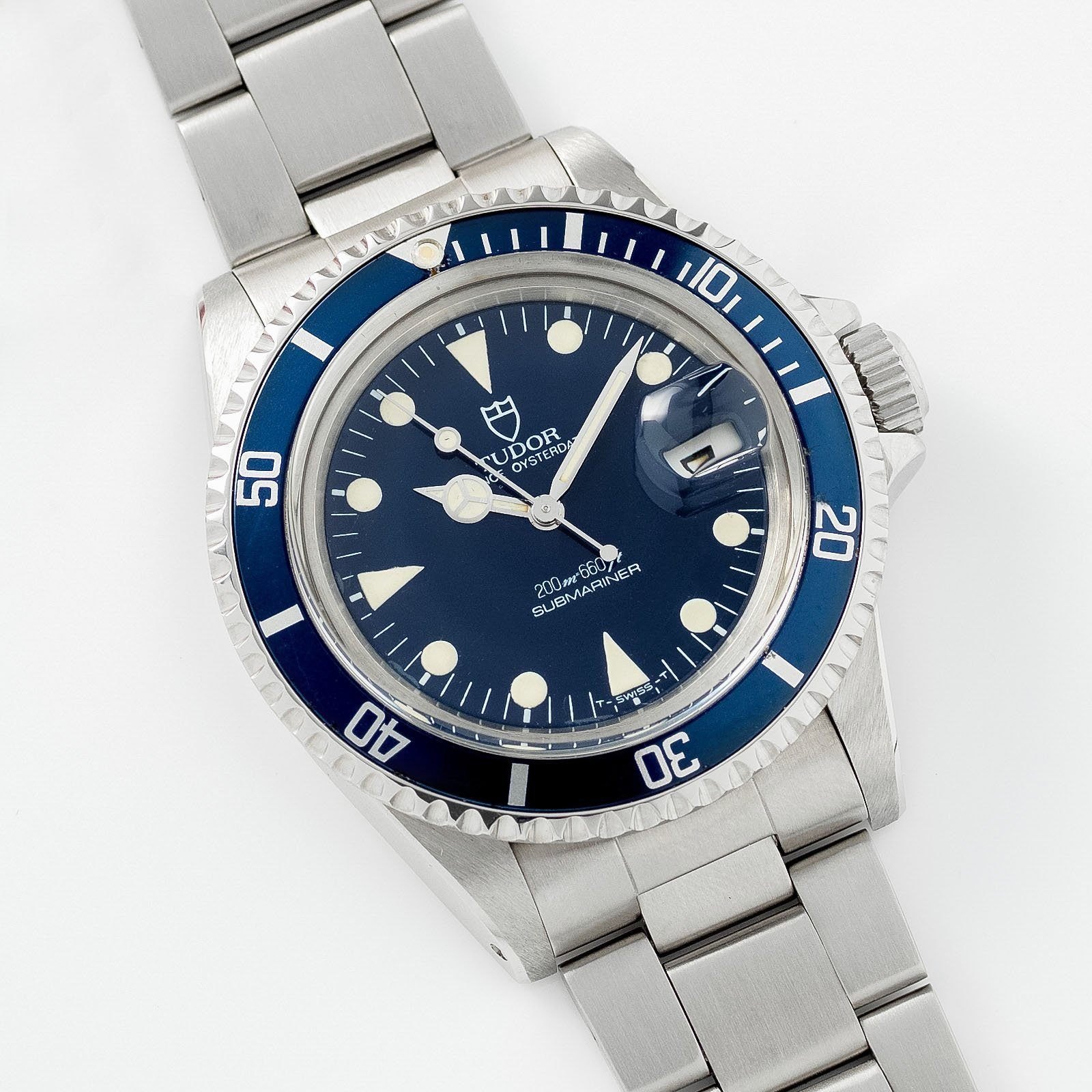 تصویر منبع؛ ساعت مچی Tudor Submariner Date با صفحه آبی رفرنس 79090