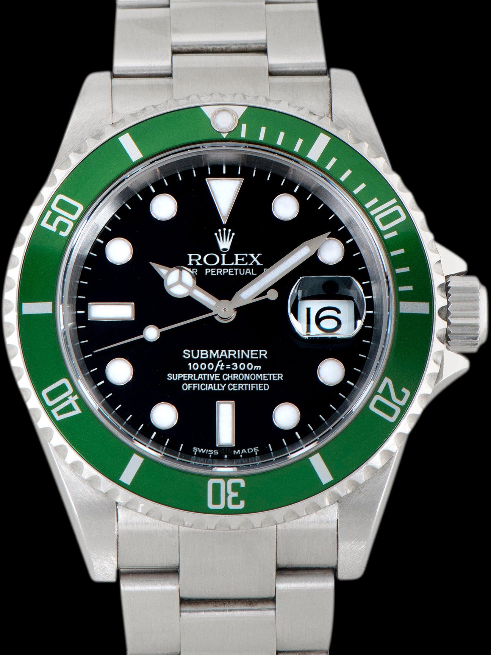 تصویر منبع؛ ساعت Rolex Submariner مدل 16610LV معروف به Kermit (نسخه Flat 4) سال ۲۰۰۳