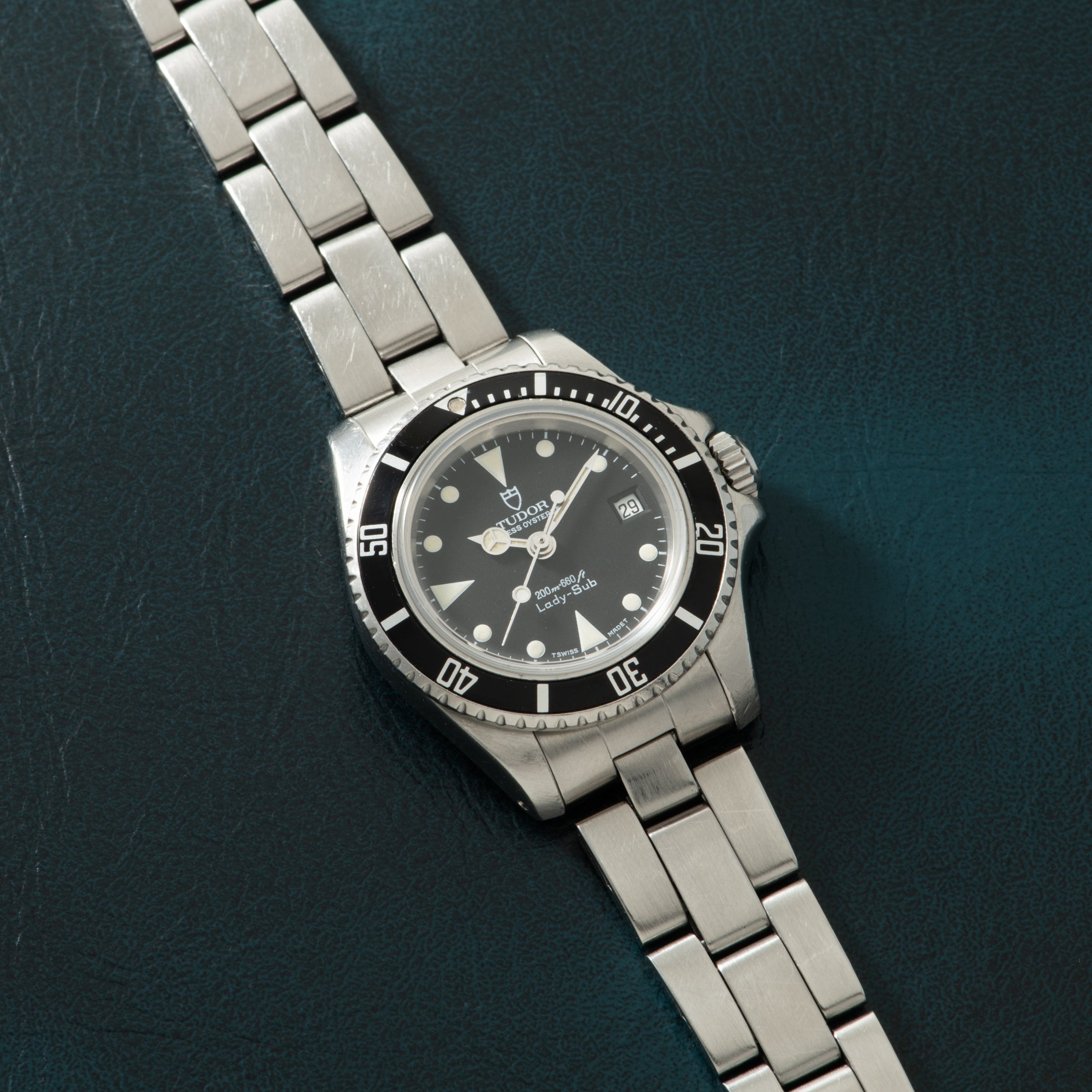 تصویر منبع؛ ساعت زنانه Tudor Ladies Submariner