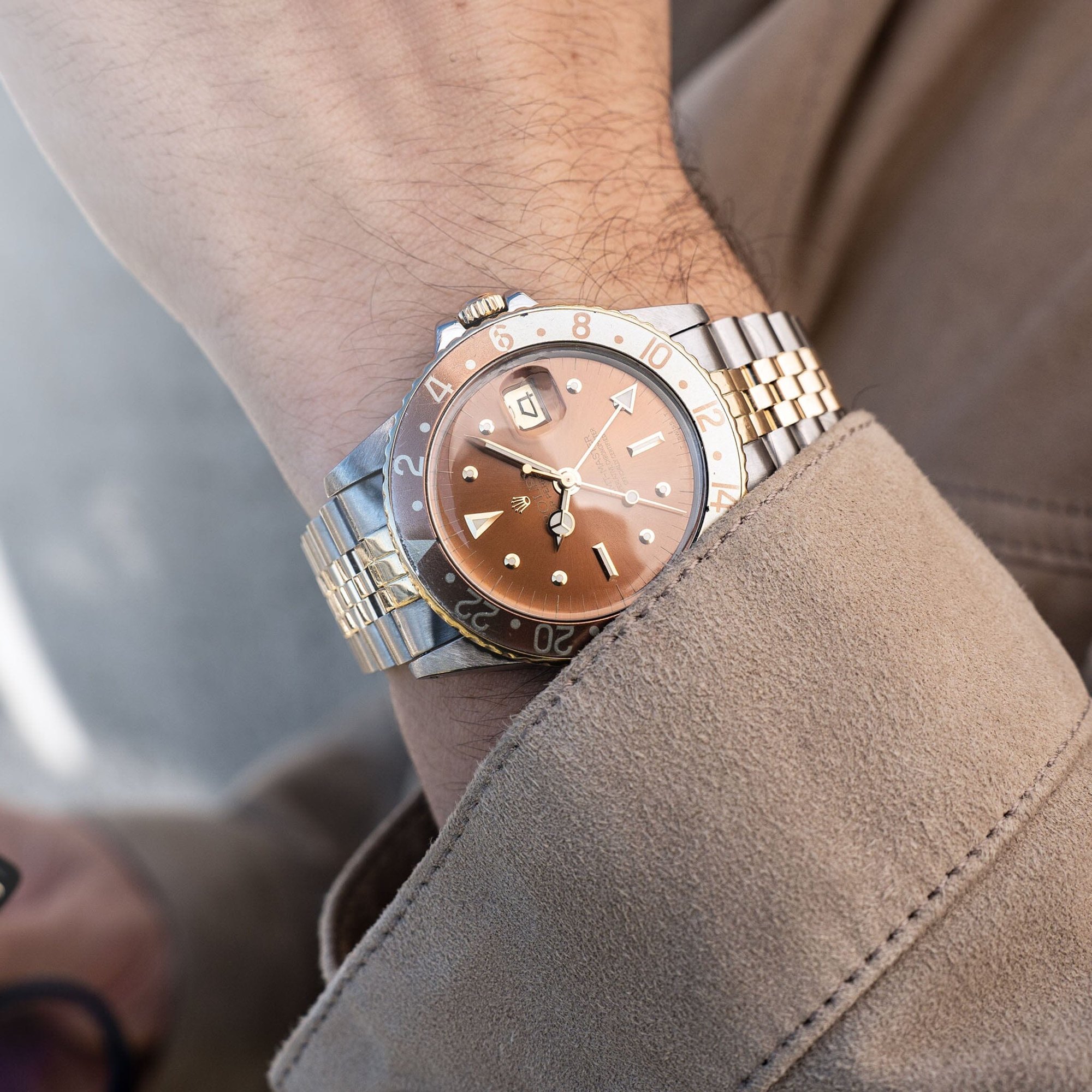 تصویر منبع؛ ساعت مچی Rolex GMT-Master رفرنس 1675/3 با صفحه قهوهای نیپل