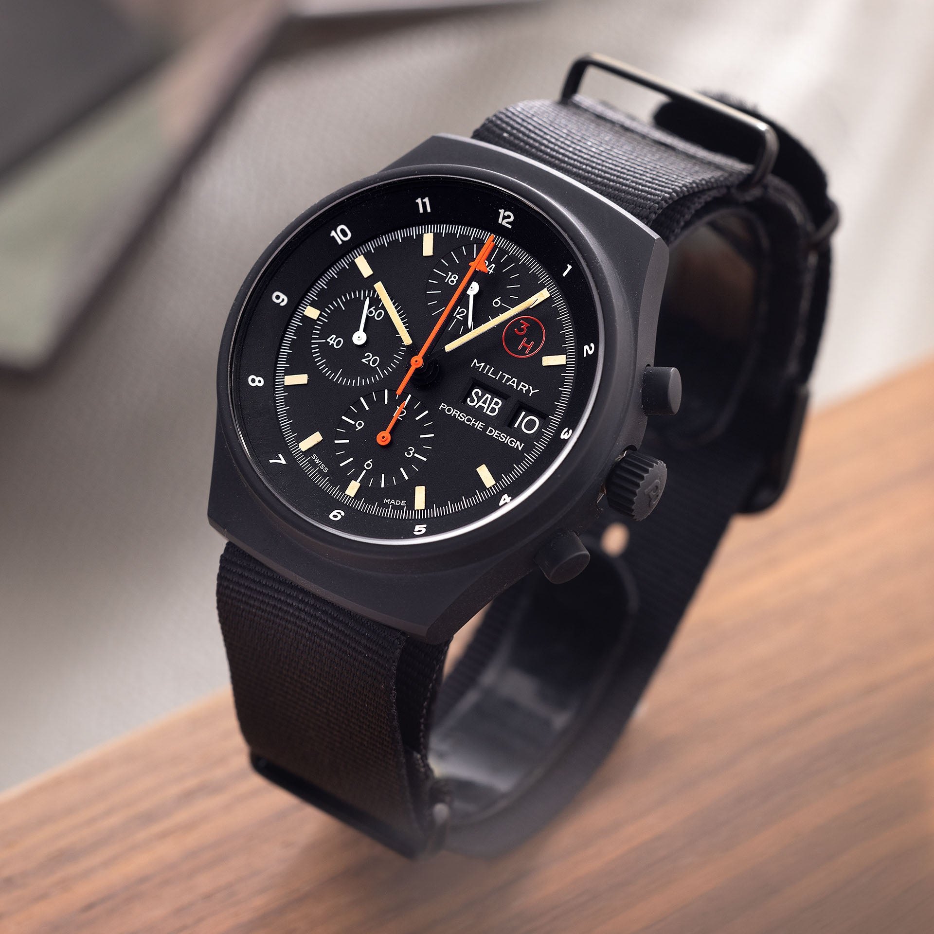 تصویر منبع؛ ساعت مچی کرنوگراف Orfina Porsche Design مدل Military رفرنس 7177