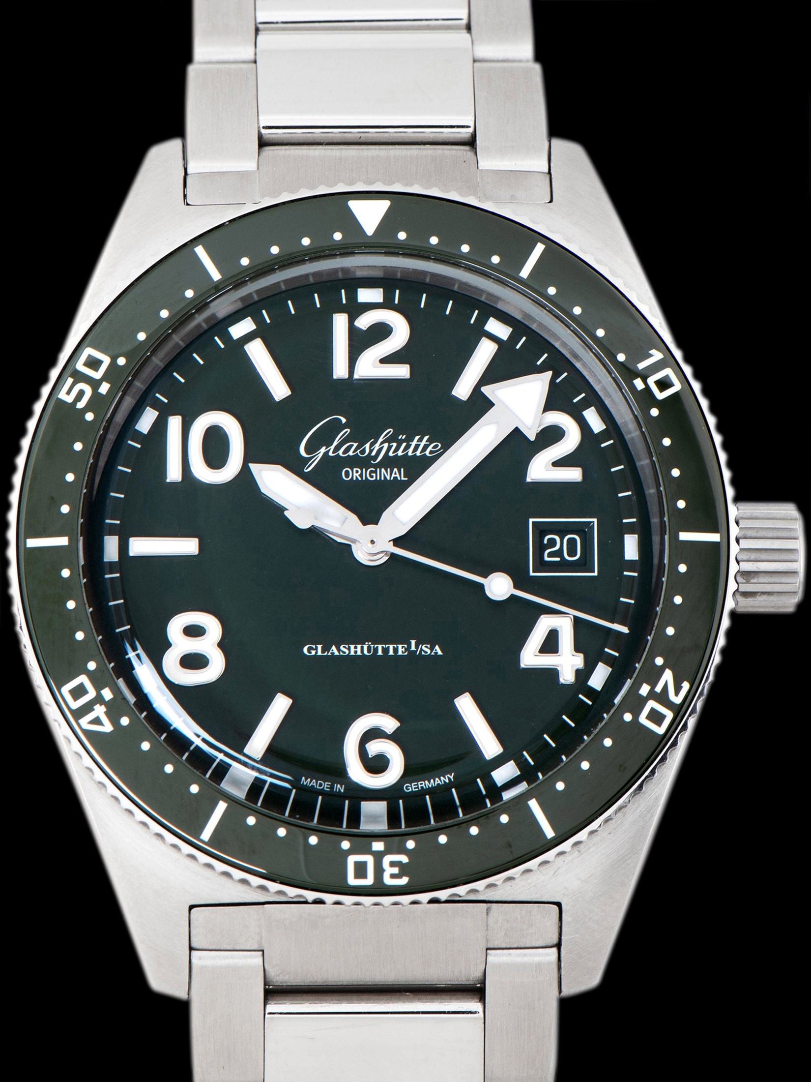 تصویر منبع؛ ساعت مچی Glashütte Original Spezialist SeaQ رفرنس 1-39-11-13-83-70