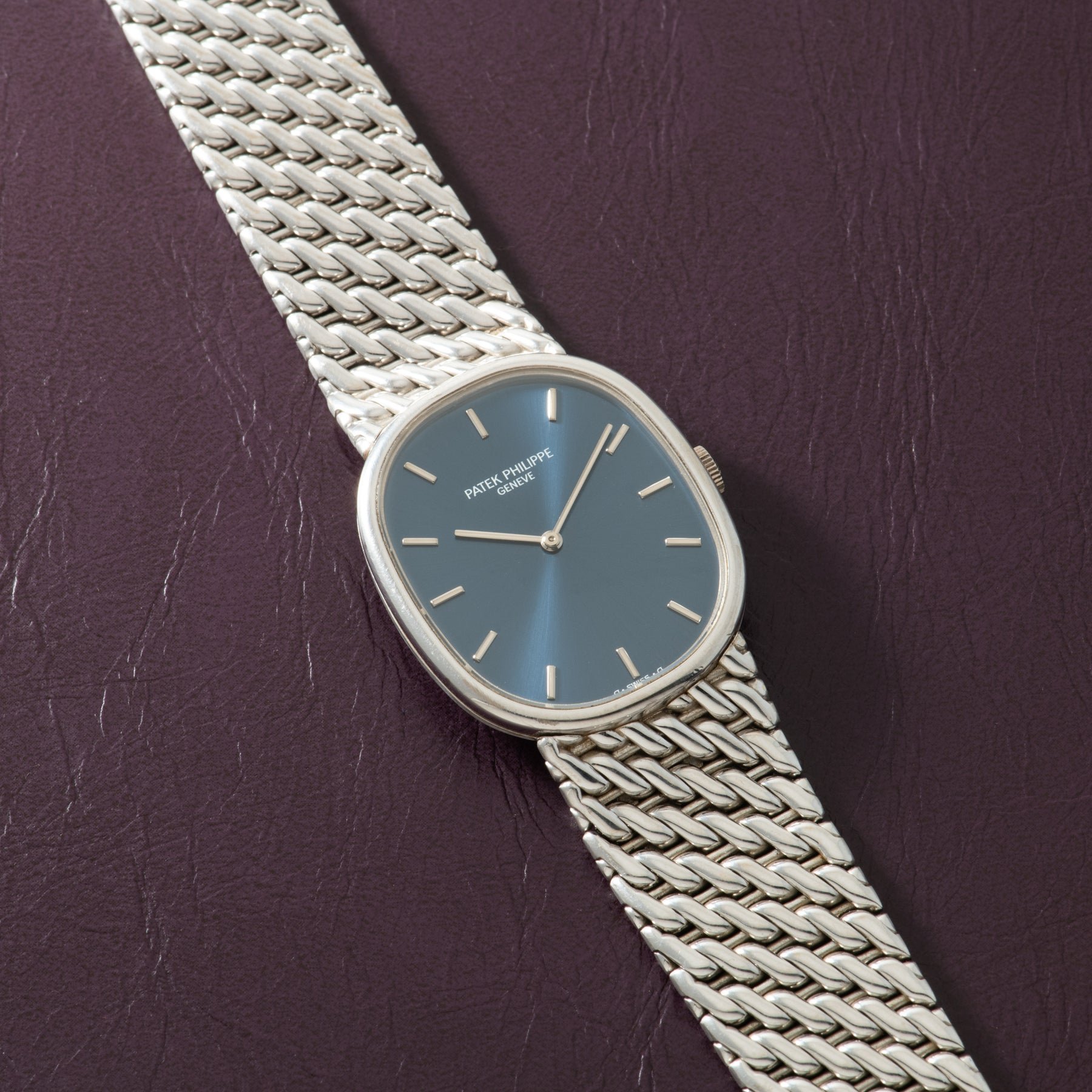 تصویر منبع؛ ساعت مچی Patek Philippe Golden Ellipse رفرنس 3848/17 با دستبند طلای سفید