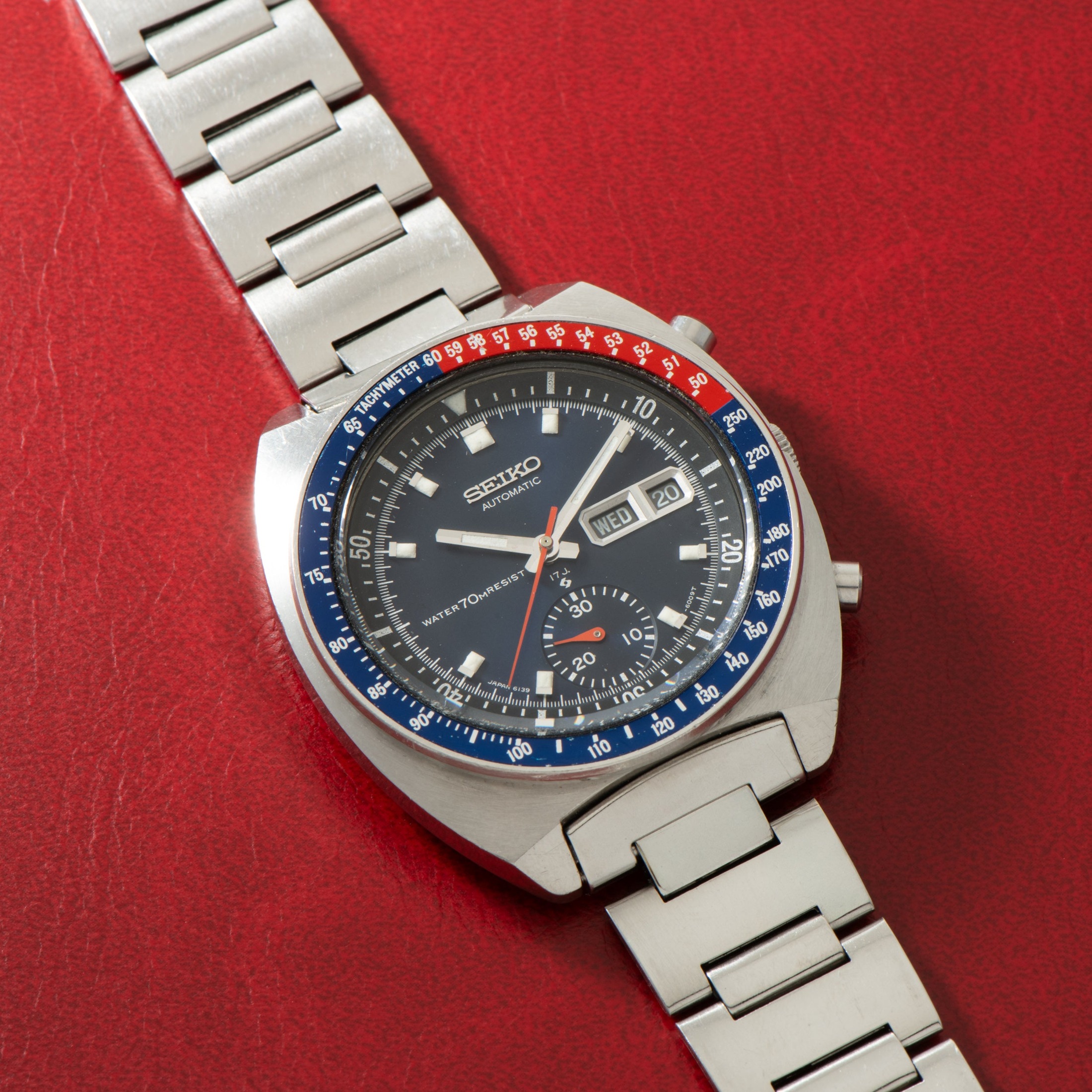 تصویر منبع؛ Seiko Chronograph 'True Cevert' Ref. 6139
