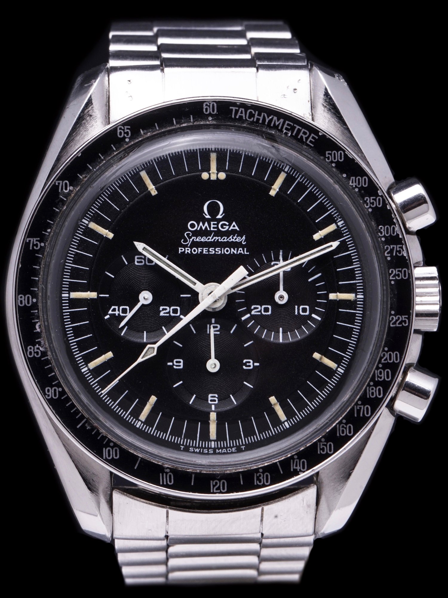 تصویر منبع؛ ساعت مچی کرنوگراف OMEGA Speedmaster Professional رفرنس 145.022