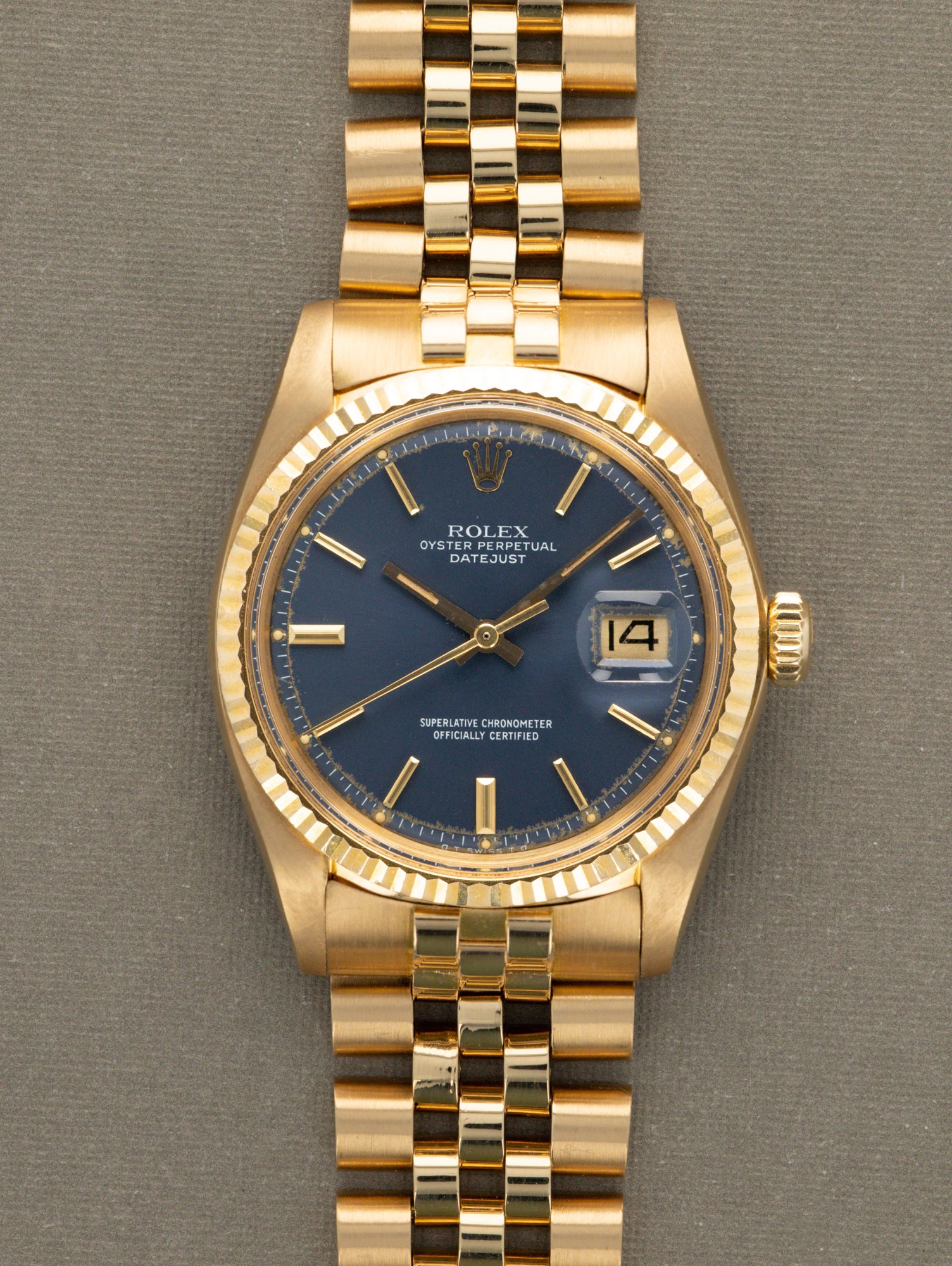 تصویر منبع؛ ساعت رولکس Rolex Datejust Ref. 1601/8 با صفحه آبی ساتین سیگما