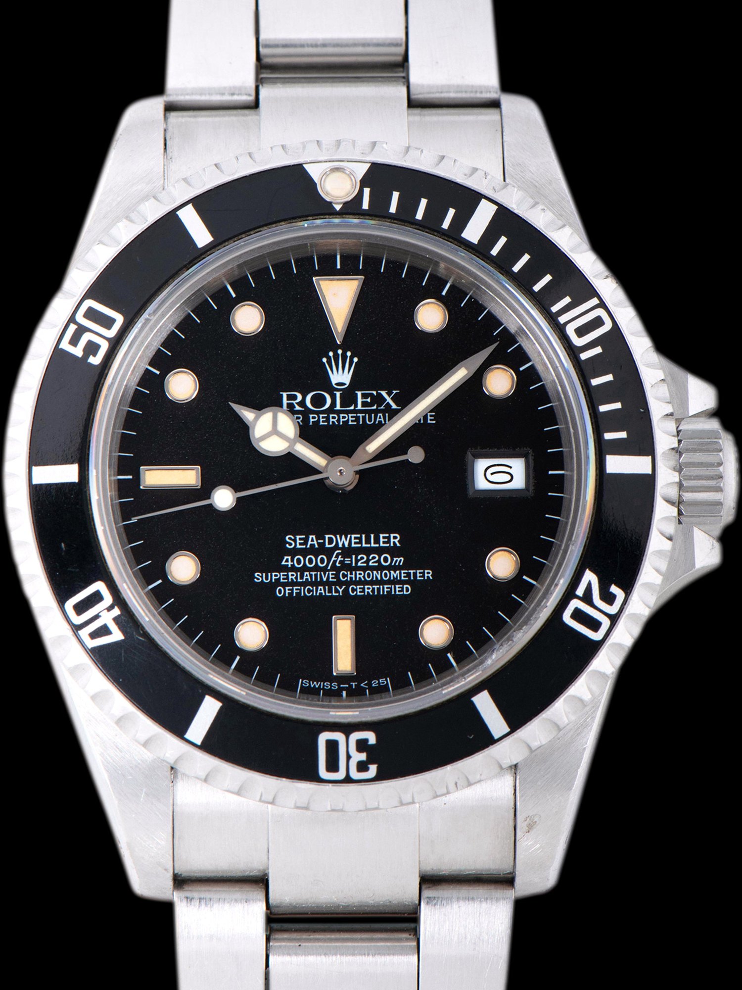 تصویر منبع؛ ساعت مچی Rolex Sea-Dweller رفرنس 16660 معروف به Triple Six ساخت ۱۹۸۸