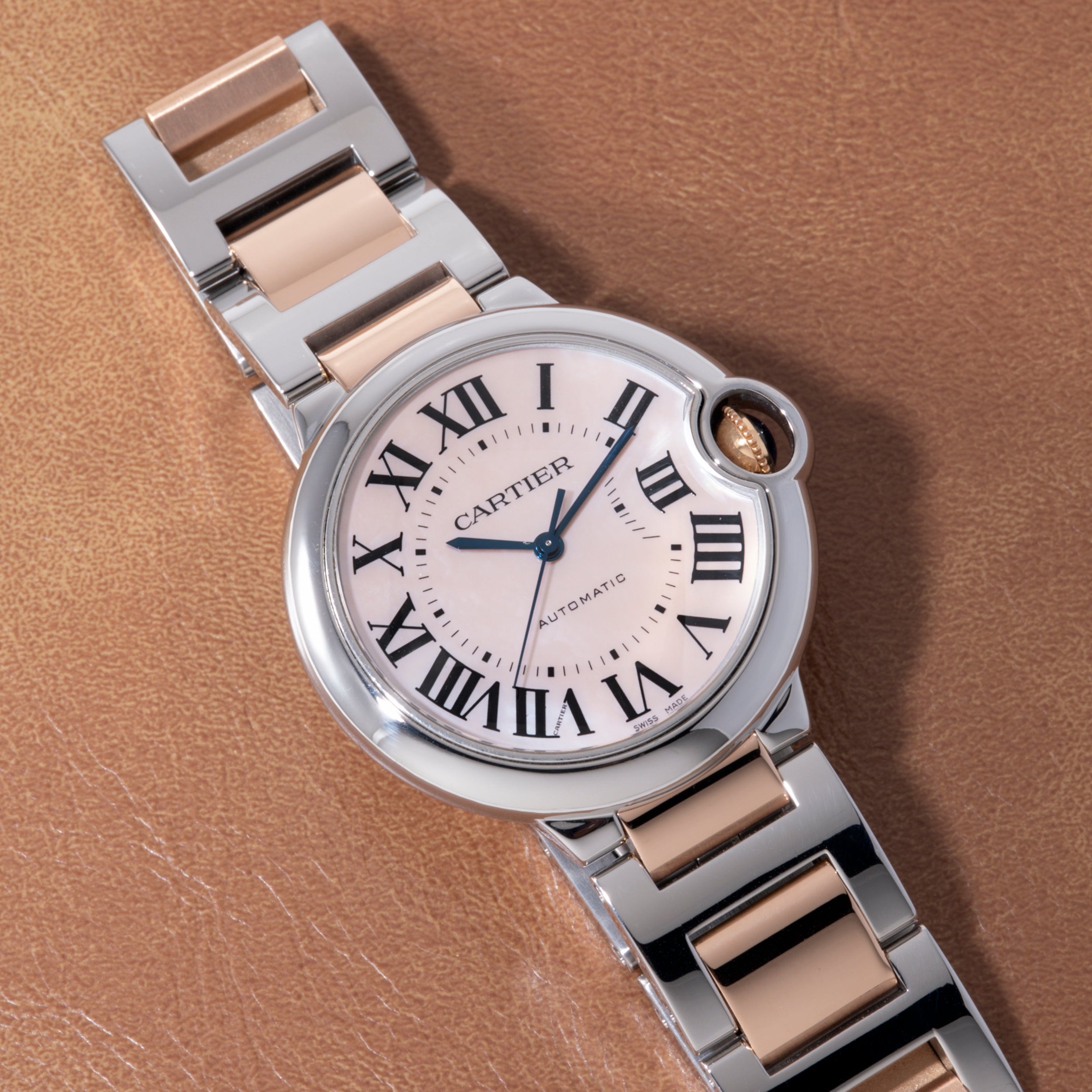 تصویر منبع؛ ساعت Cartier Ballon Bleu مدل W6920033