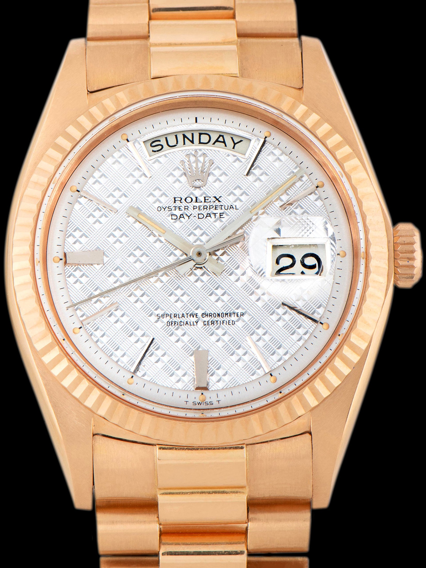 تصویر منبع؛ ساعت Rolex Day-Date 18K Rose Gold (Ref. 1803) با صفحه Silver Guilloche مدل ۱۹۶۷