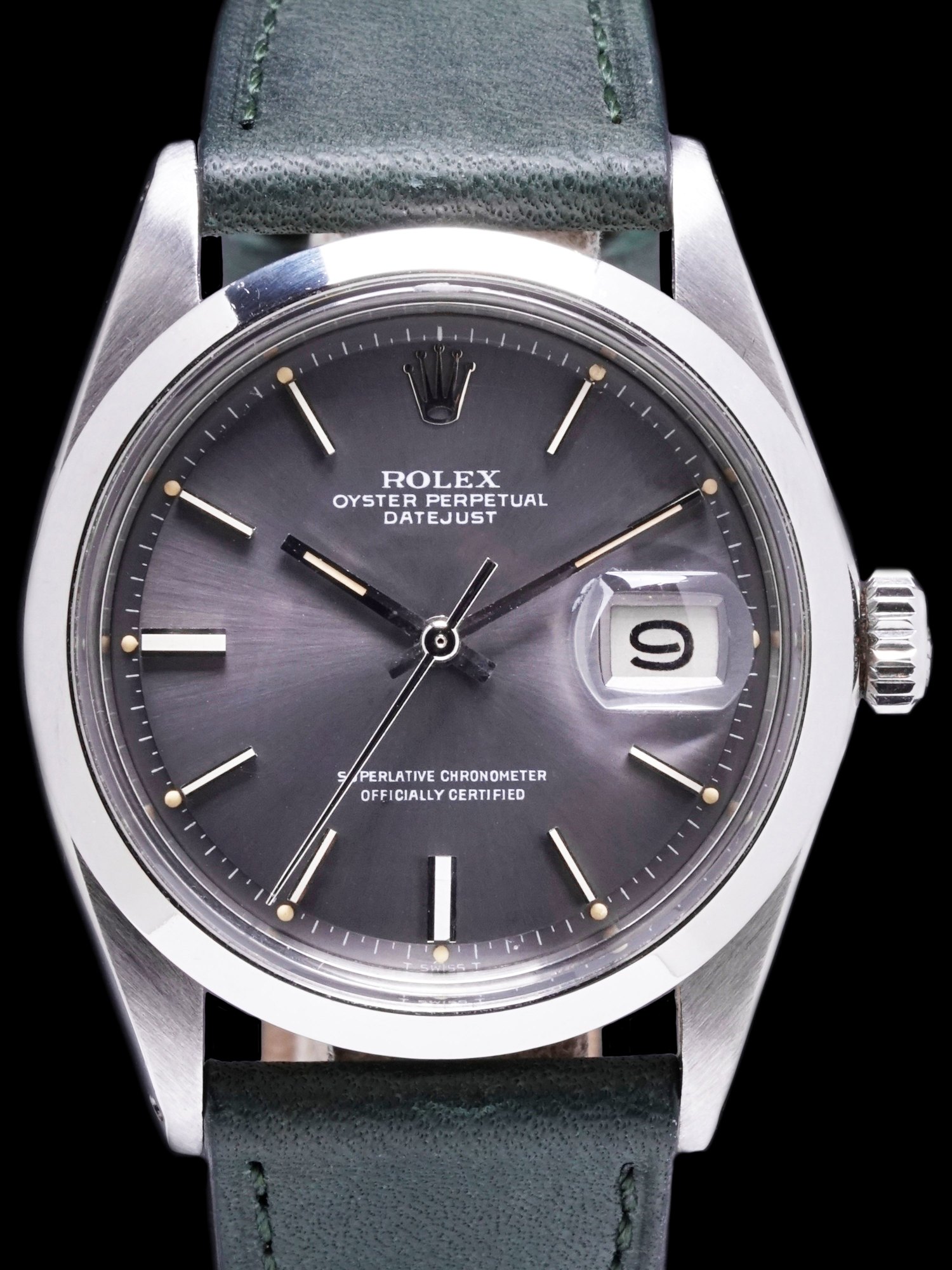 تصویر منبع؛ ساعت مچی Rolex Datejust رفرنس 1600 سال ۱۹۷۵ با صفحه خاکستری