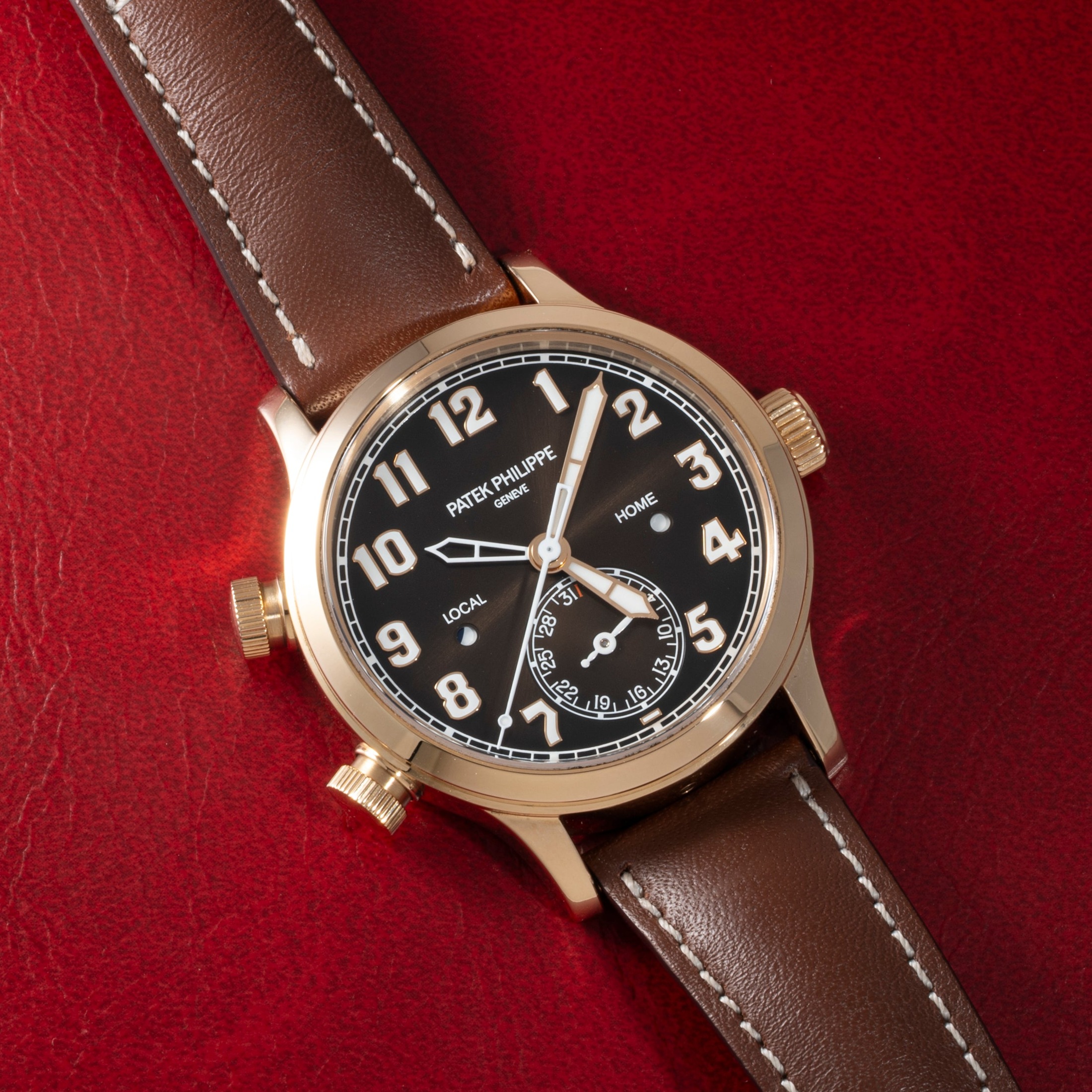 تصویر منبع؛ ساعت مچی Patek Philippe Calatrava Pilot Travel Time رفرنس 7234R