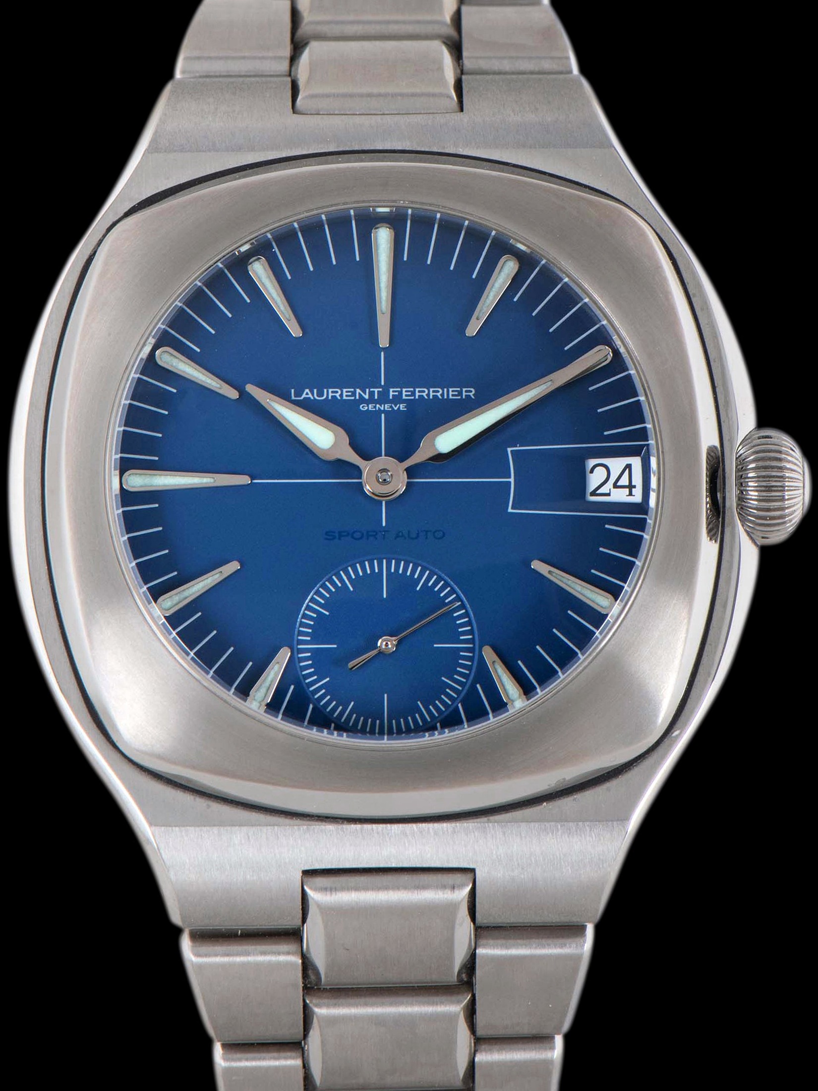 تصویر منبع؛ ساعت Laurent Ferrier Sport Auto Titanium (Ref. LF270.01) با صفحه آبی و جعبه کامل
