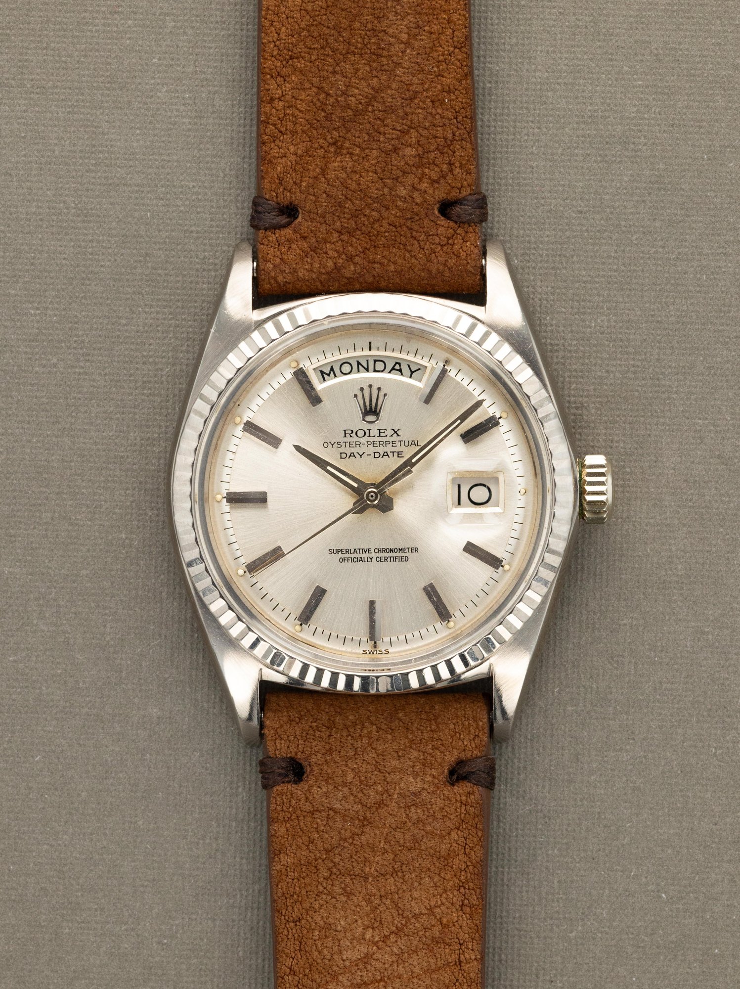 تصویر منبع؛ ساعت مچی Rolex Day-Date رفرنس 1803/9 از طلای سفید با صفحه نقرهای
