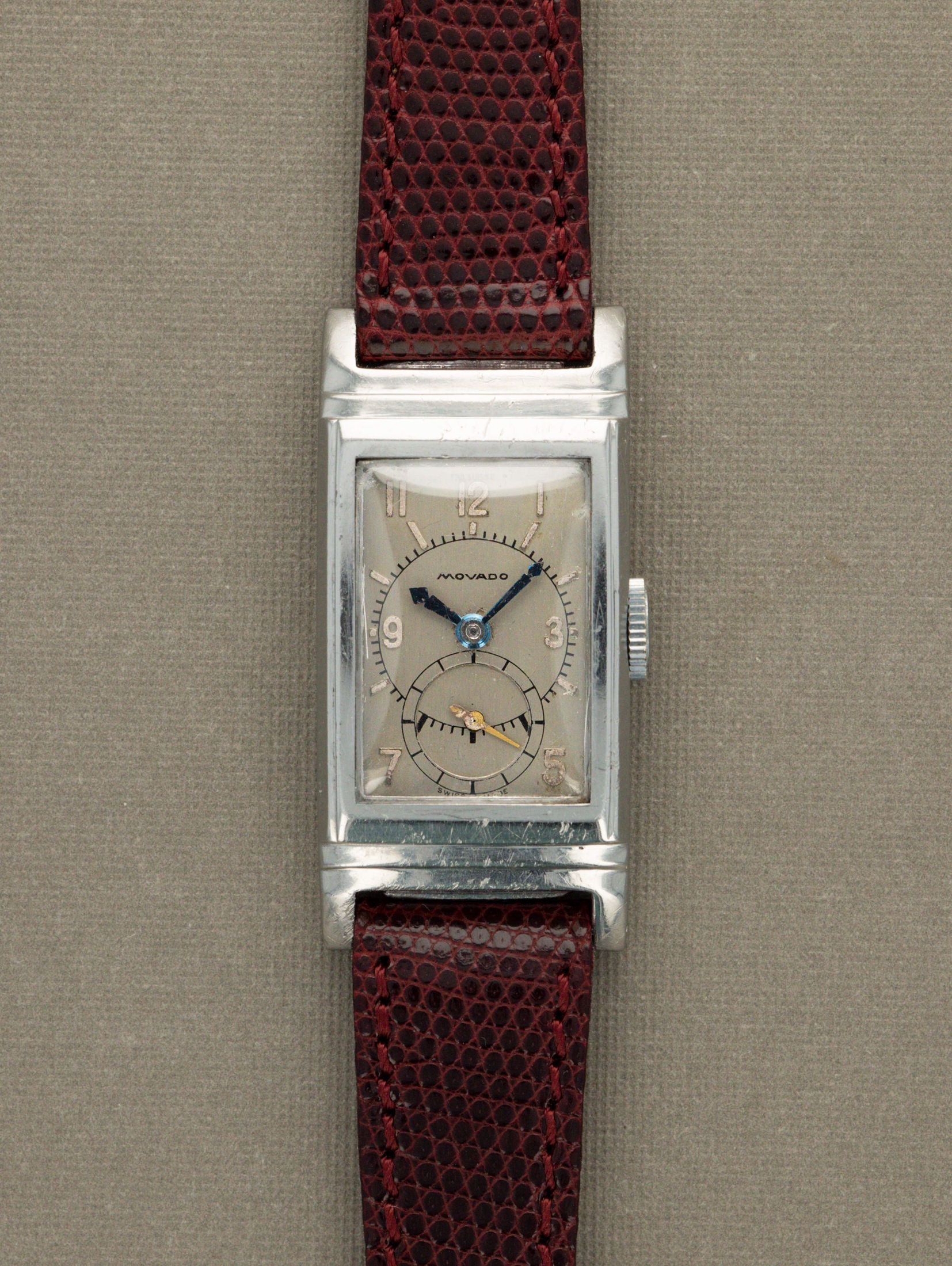 تصویر منبع؛ Movado Novoplan Ref. 12205 - Grey 'Fab Suisse' Dial
