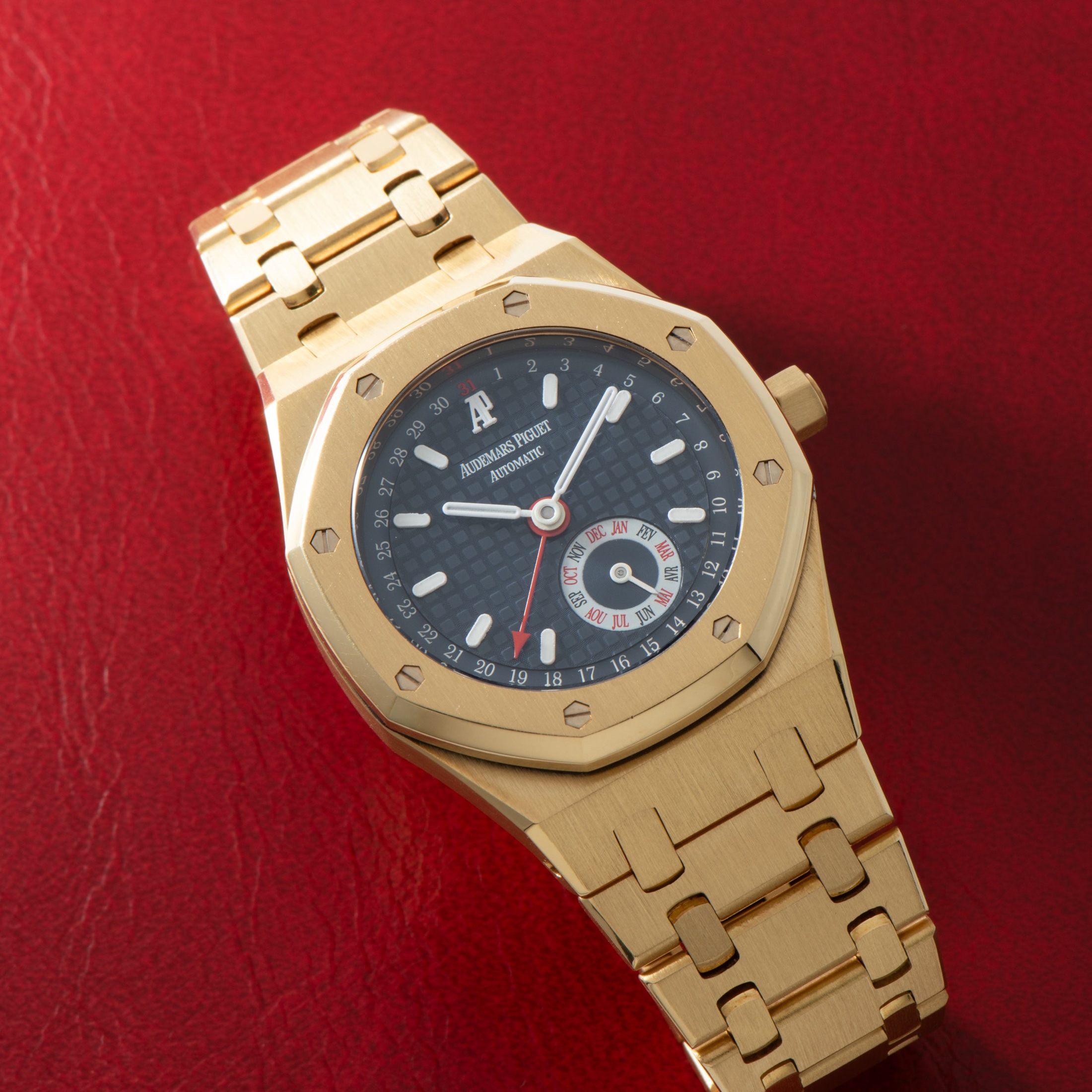تصویر منبع؛ Audemars Piguet Royal Oak Quantième Annuel Ref. 25920BA