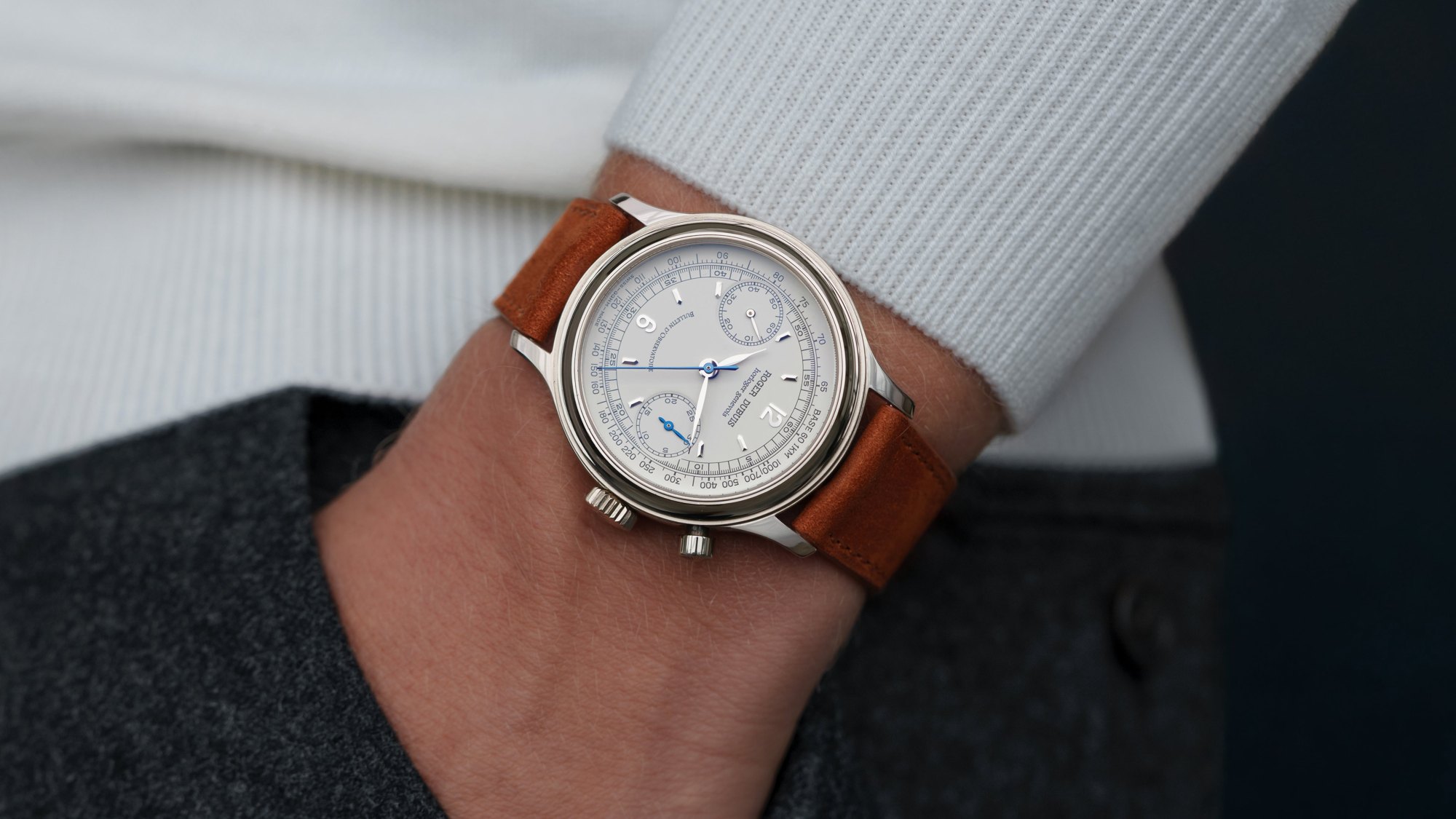 تصویر منبع؛ ساعت مچی کرنوگراف تکدکمهای Roger Dubuis Hommage Monopoussoir رفرنس H39
