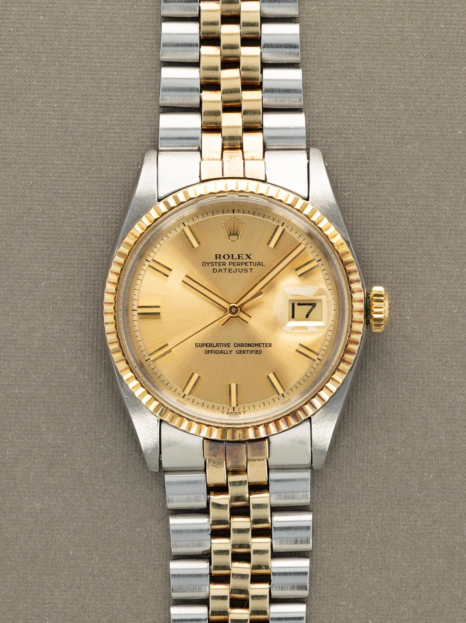 تصویر منبع؛ ساعت مچی Rolex Datejust رفرنس 1601/3 با صفحه شامپاینی Wide Boy